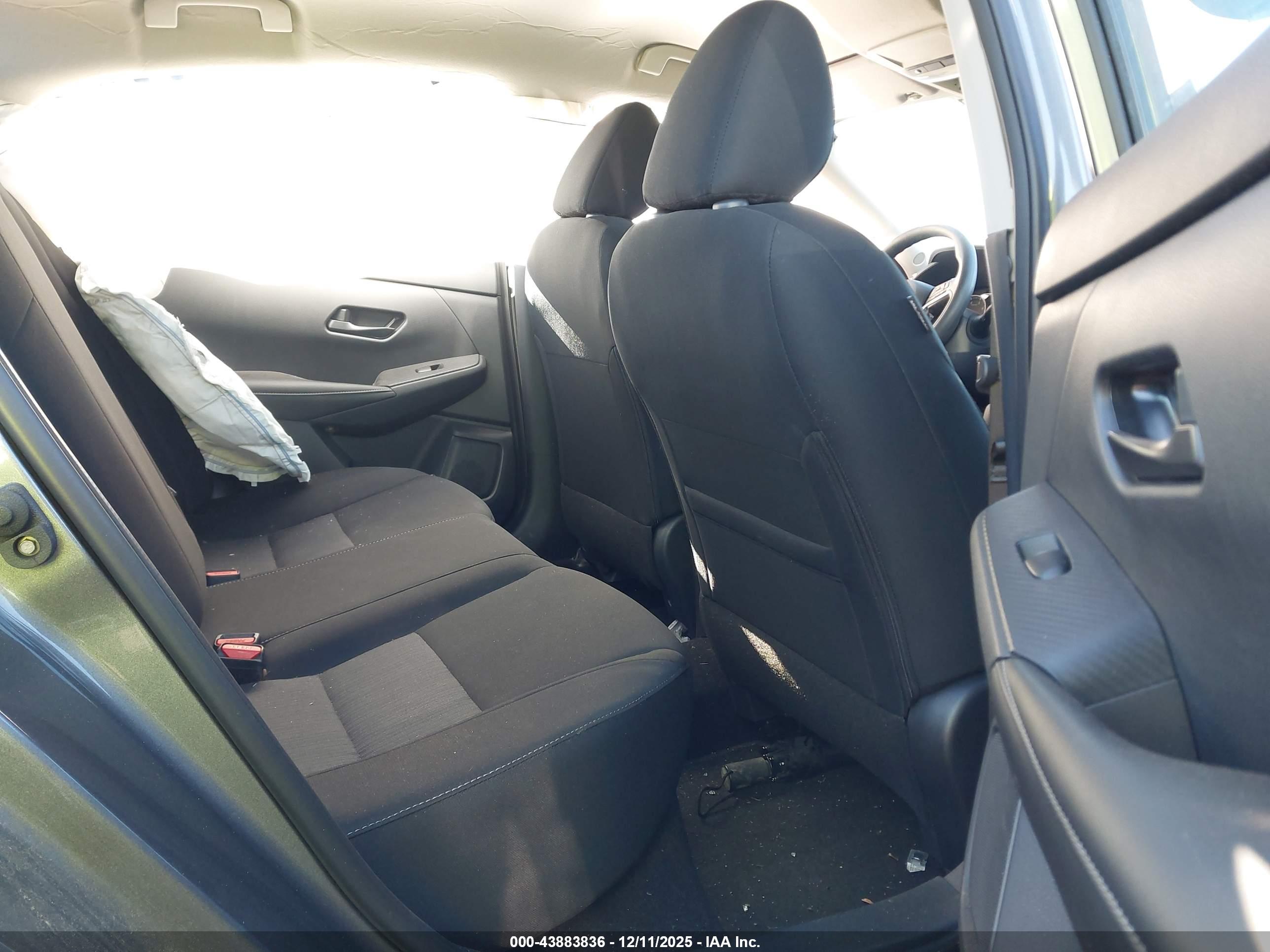 NISSAN SENTRA image 8