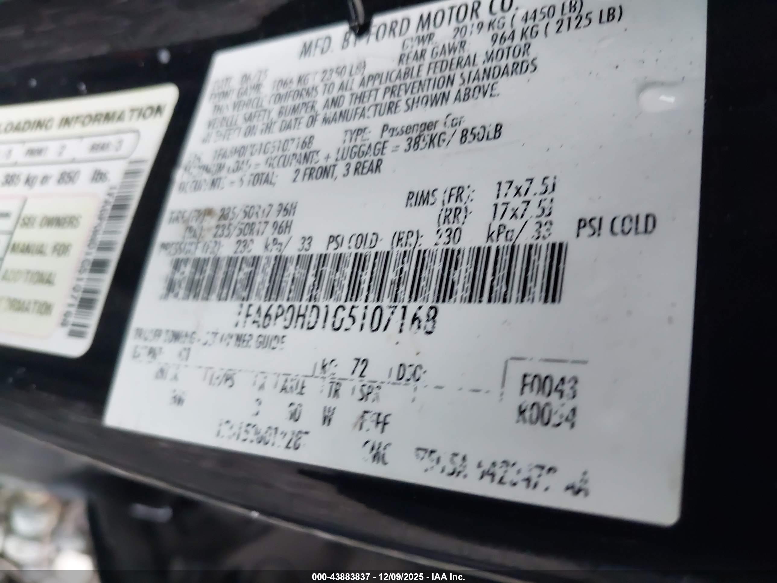 FORD FUSION image 9