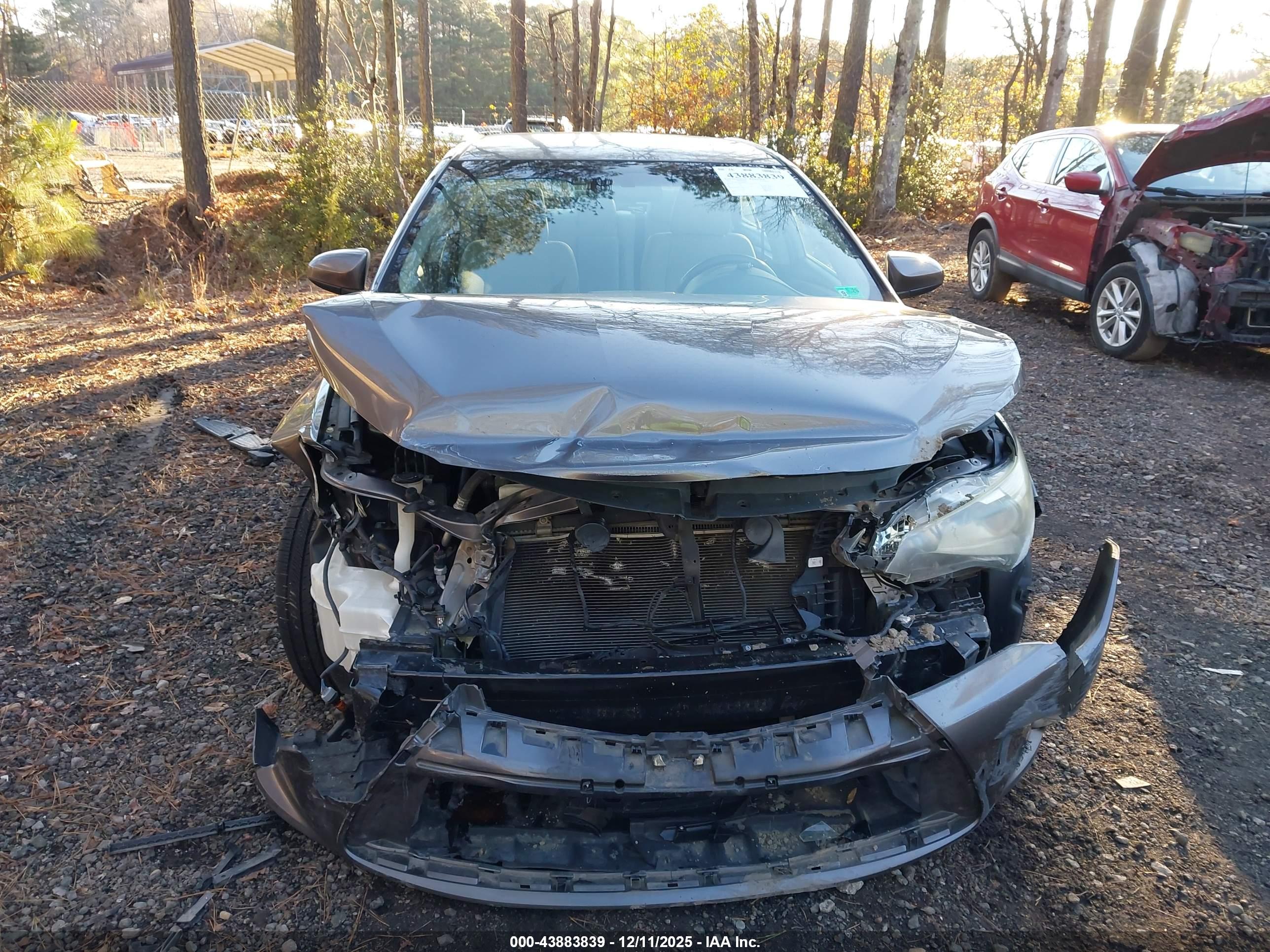 TOYOTA CAMRY image 6