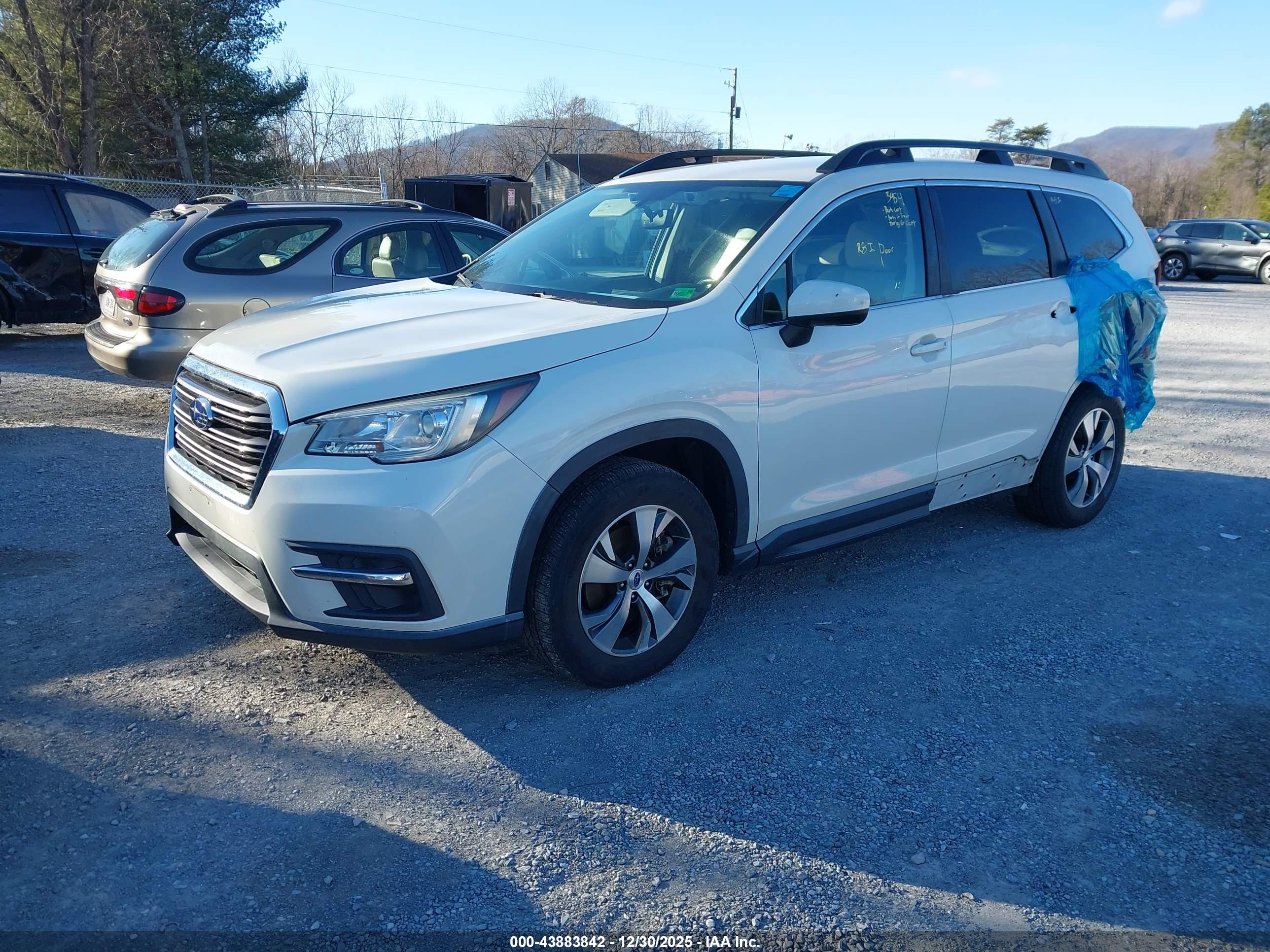 SUBARU ASCENT image 2