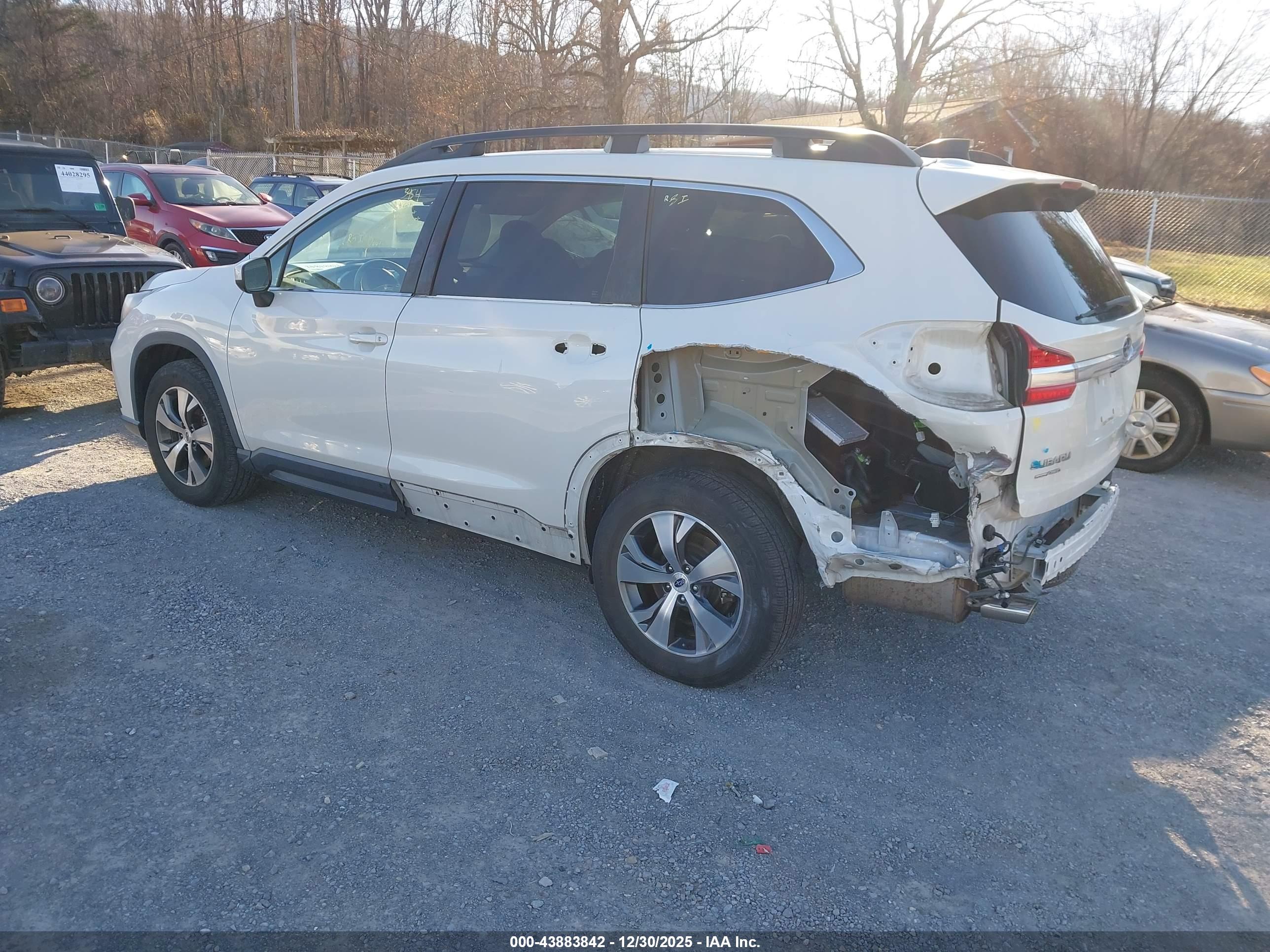 SUBARU ASCENT image 3