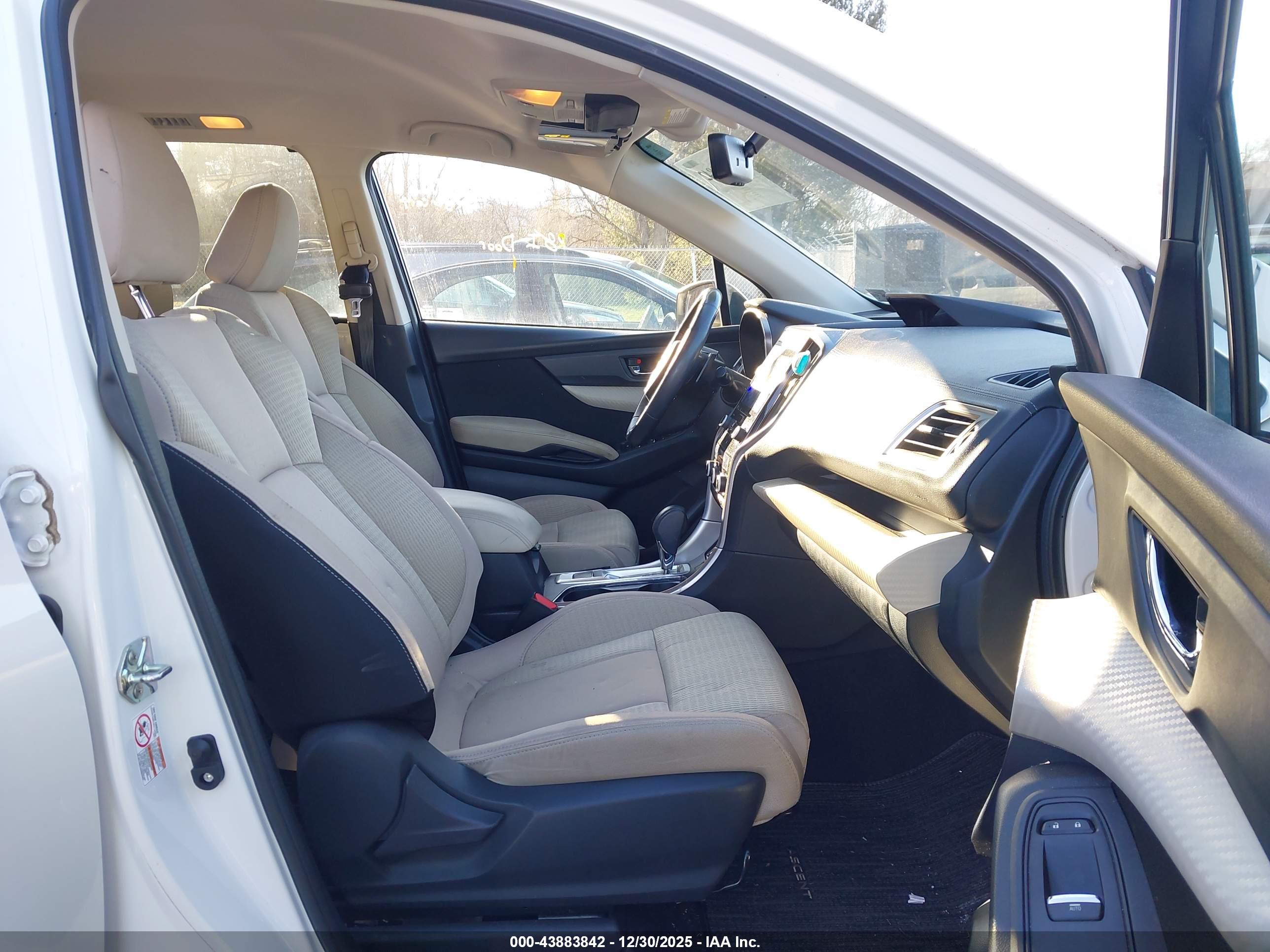 SUBARU ASCENT image 5