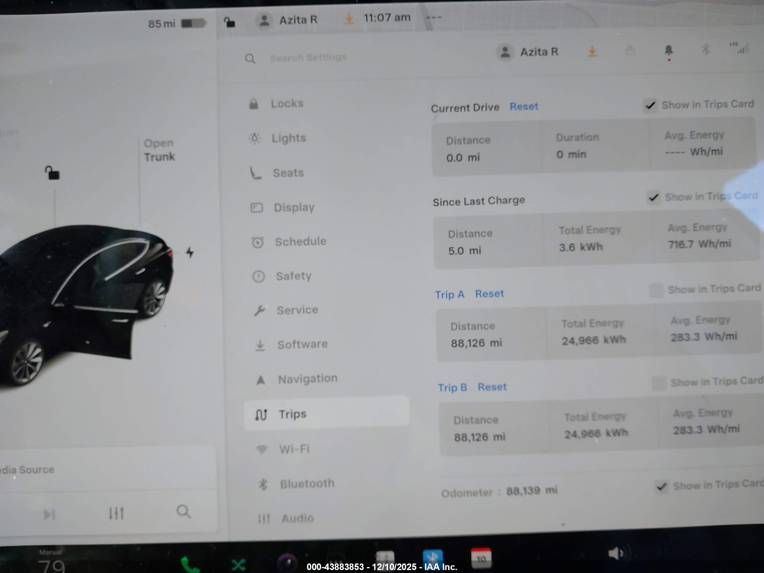 TESLA MODEL image 7