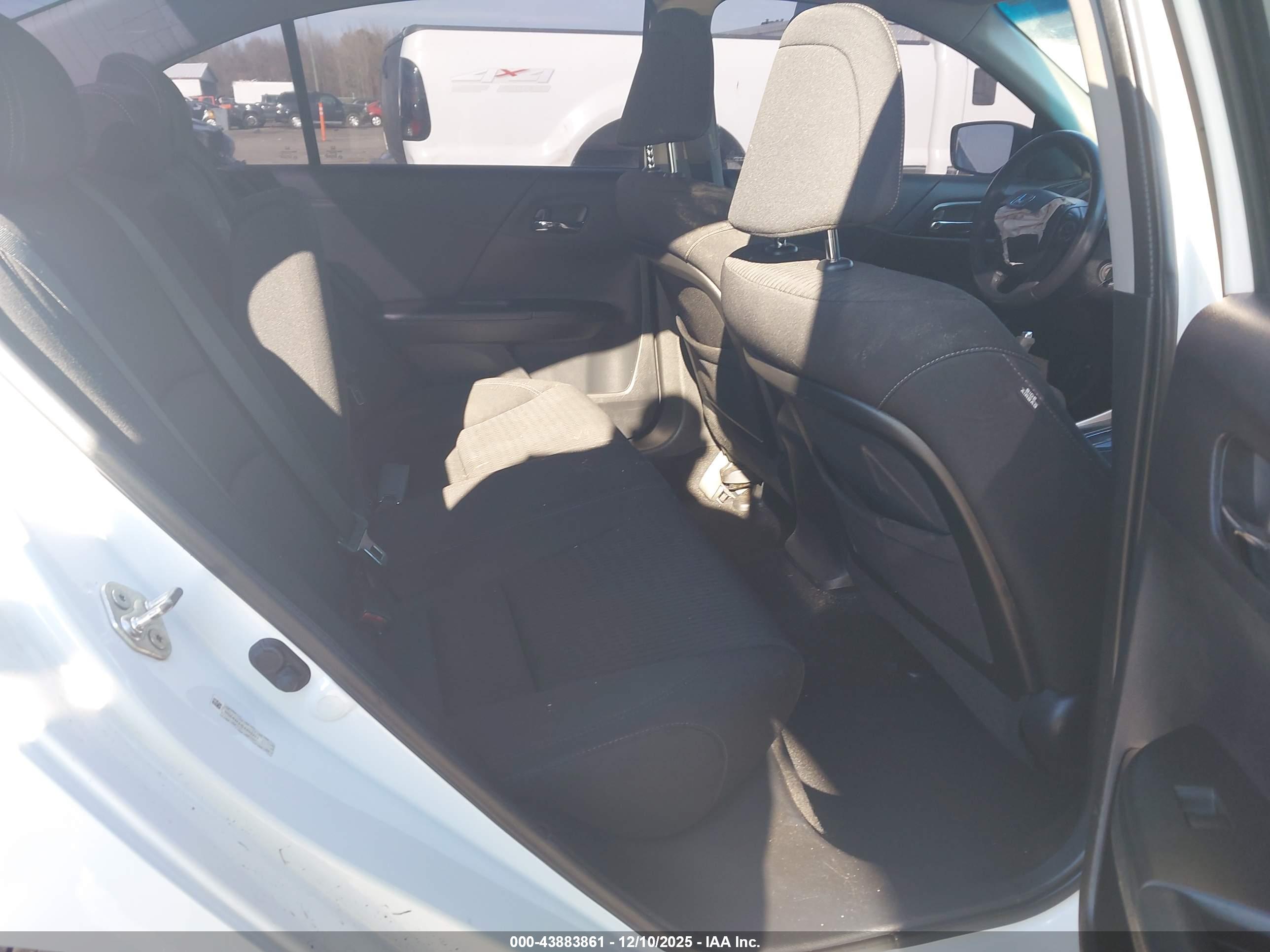 HONDA ACCORD image 8