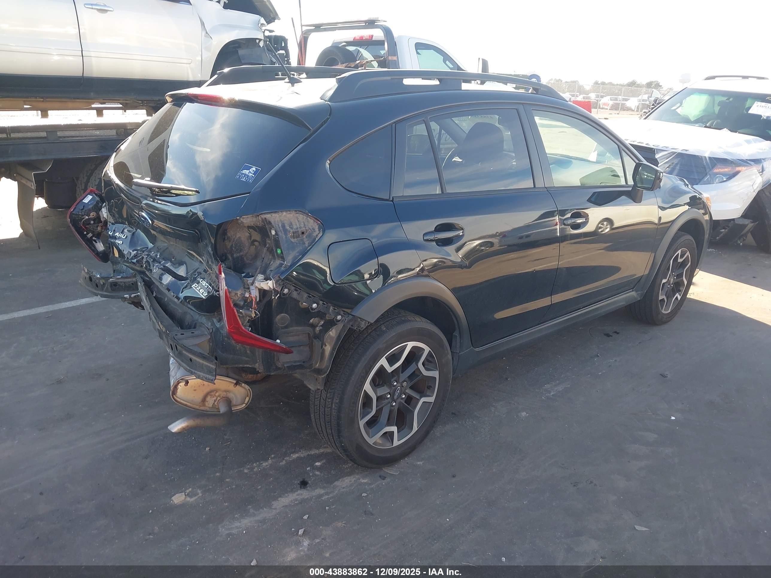 SUBARU CROSSTREK image 4