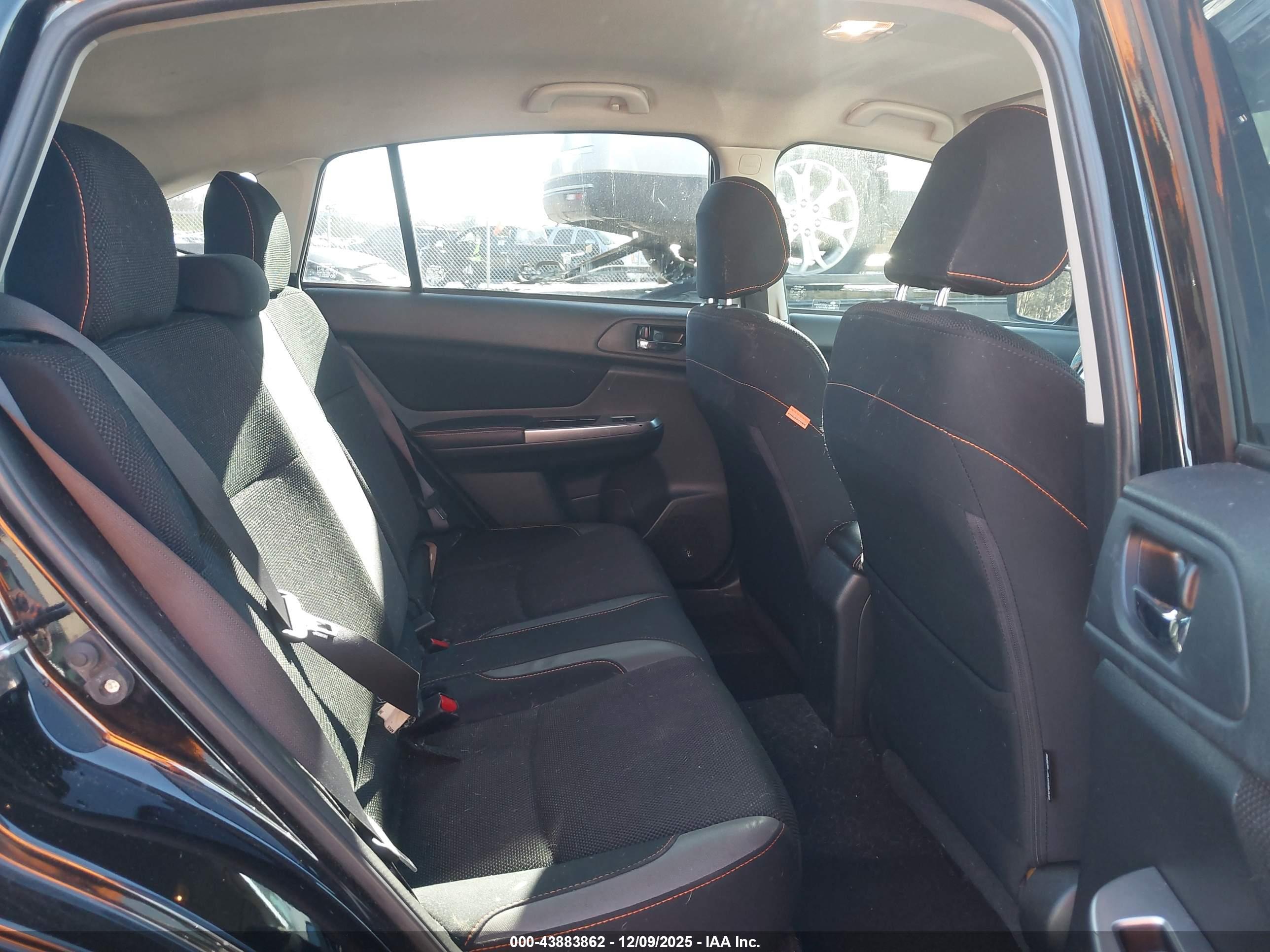 SUBARU CROSSTREK image 8