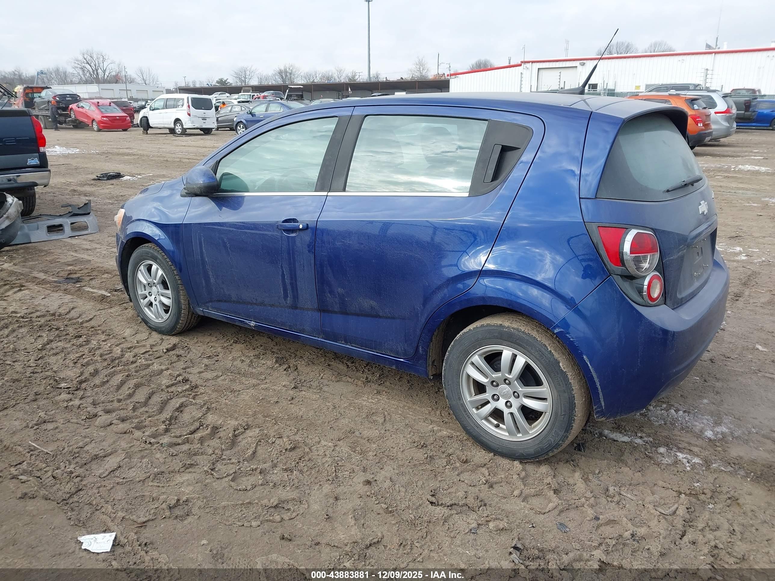 CHEVROLET SONIC image 3