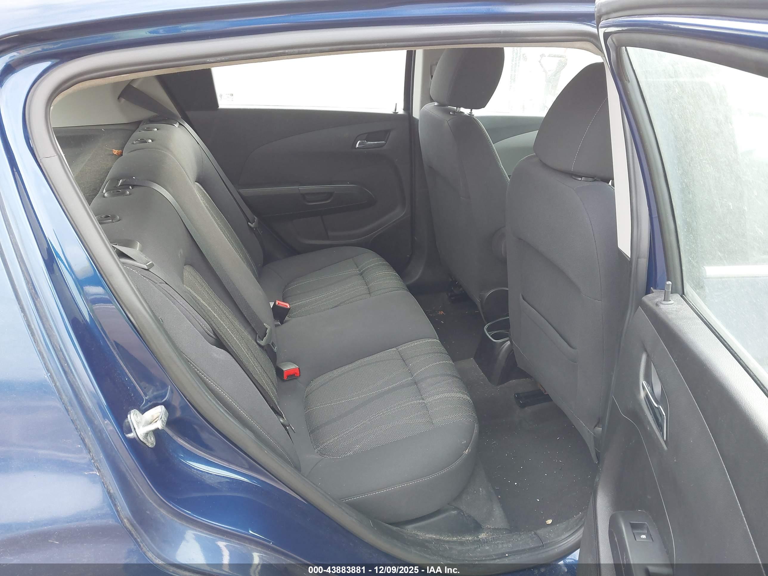 CHEVROLET SONIC image 8