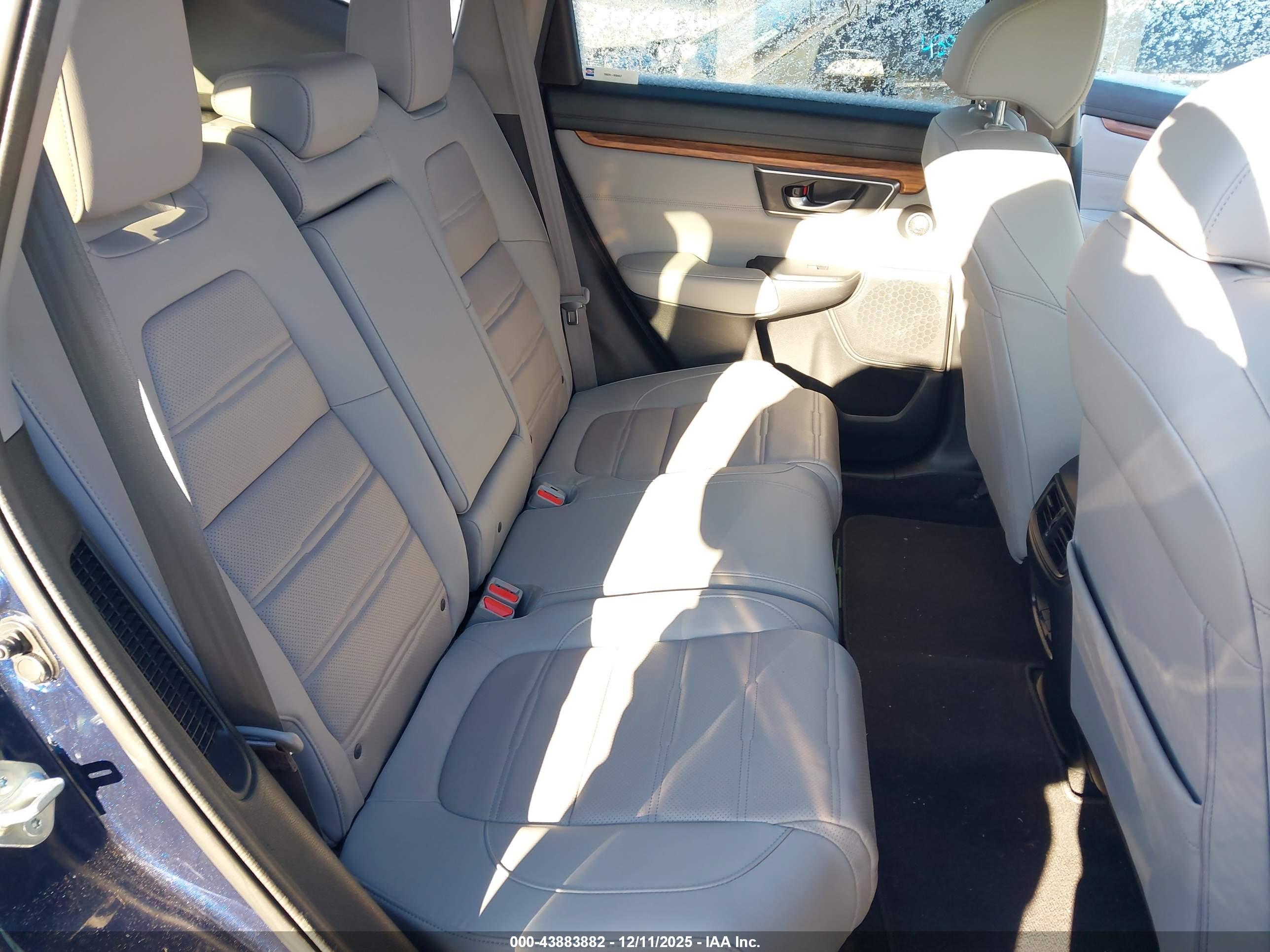 HONDA CR-V image 8