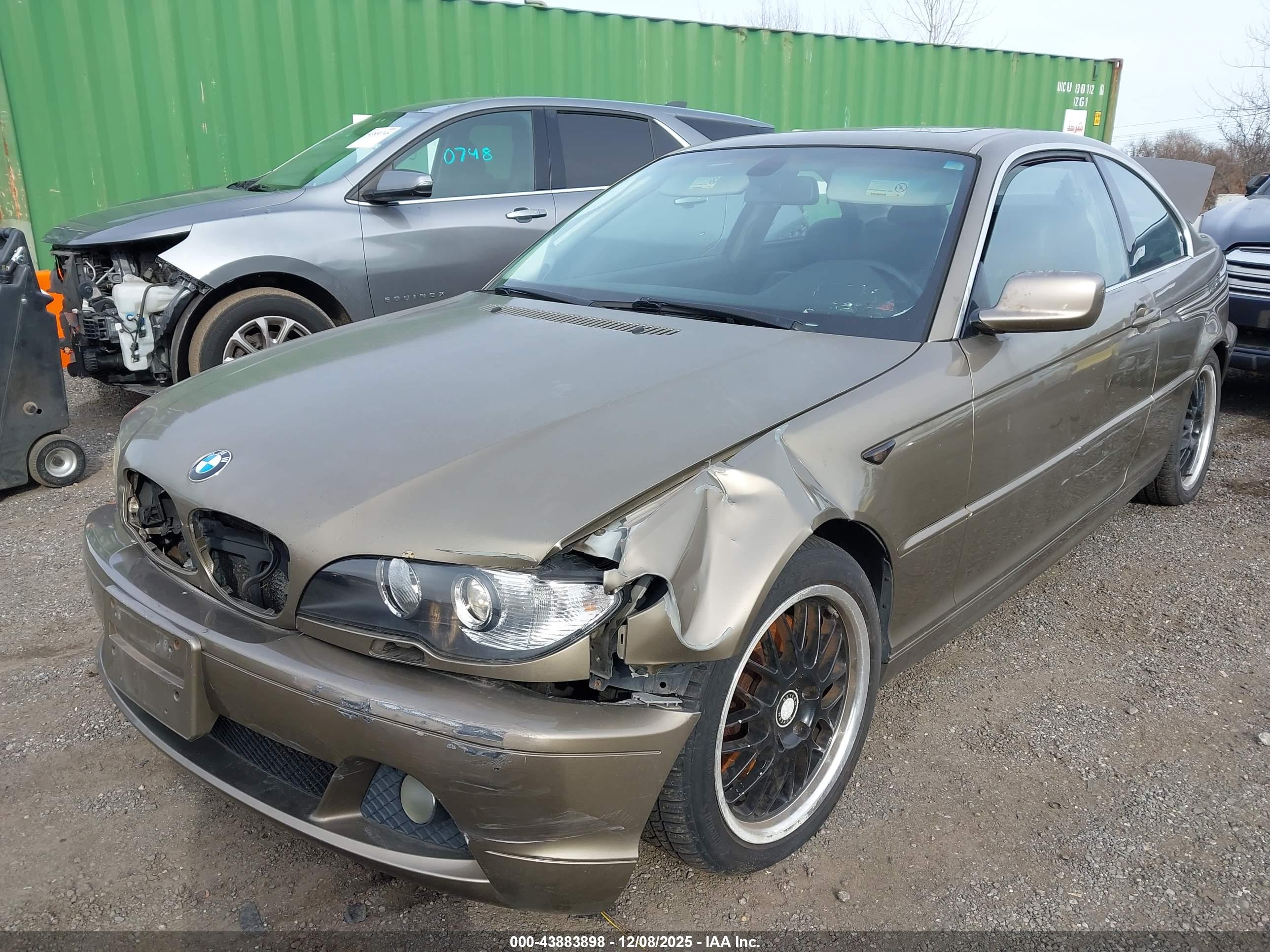 BMW 330CI image 6