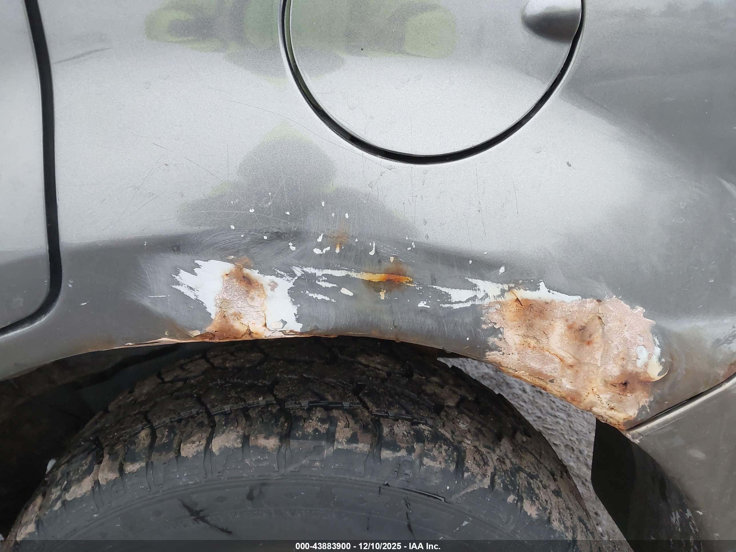 FORD ESCAPE image 6