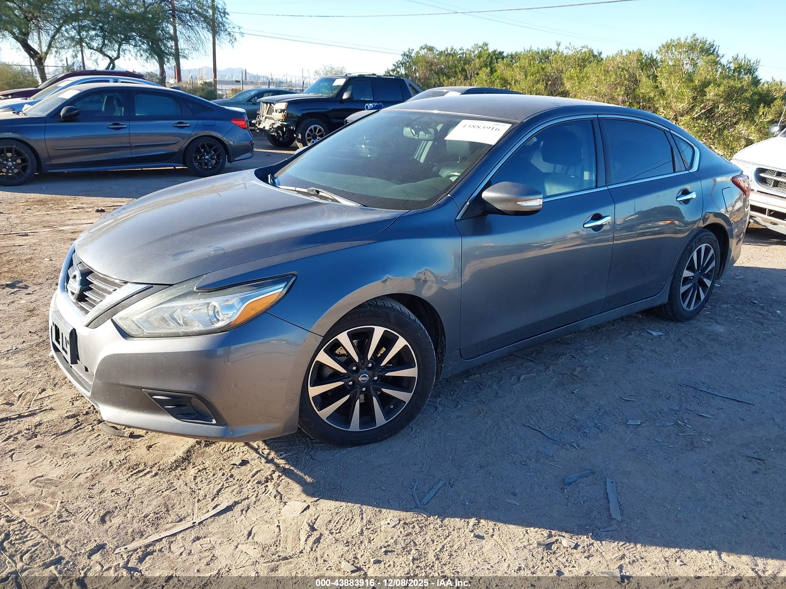 NISSAN ALTIMA image 2