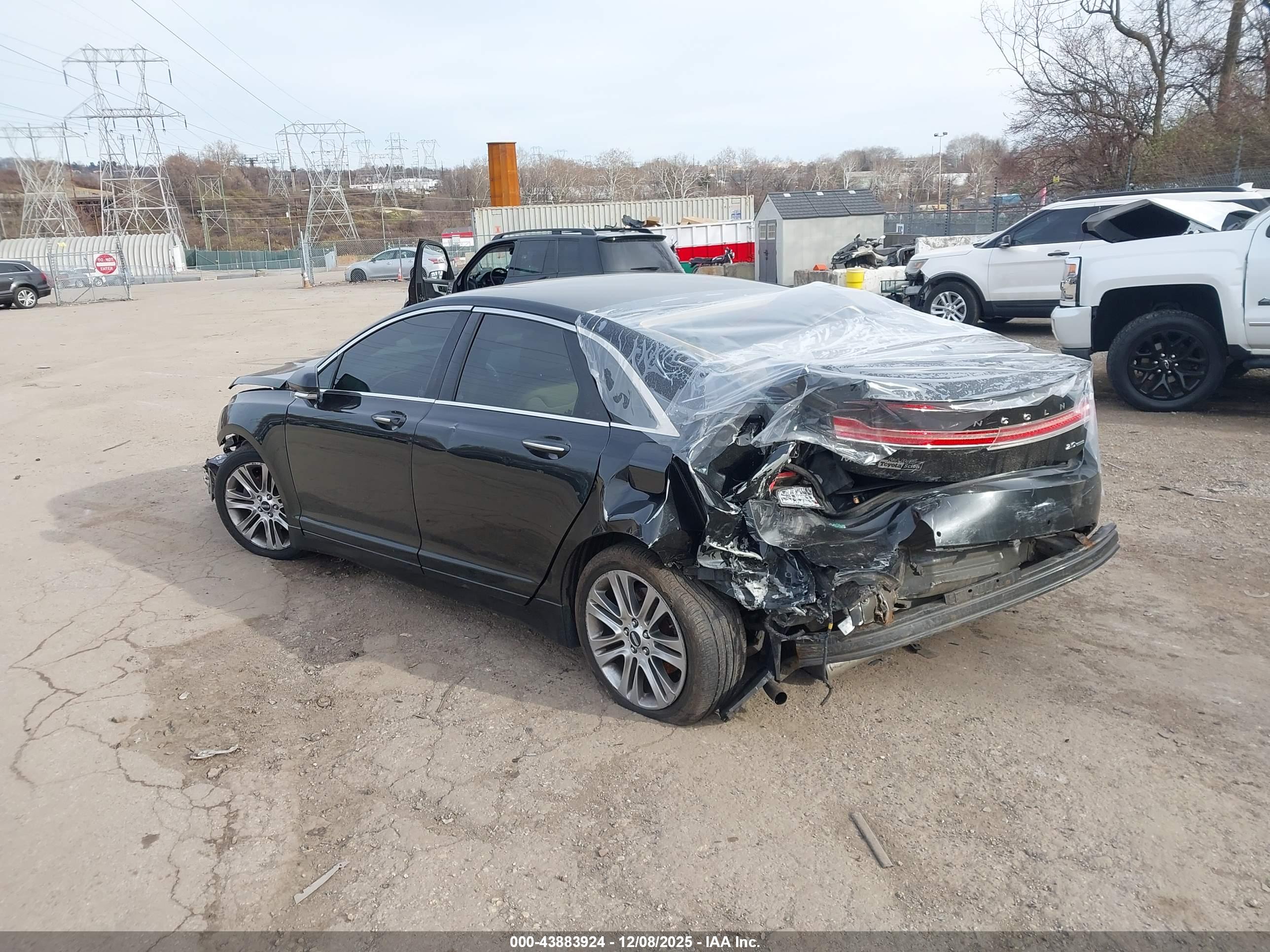 LINCOLN MKZ image 3