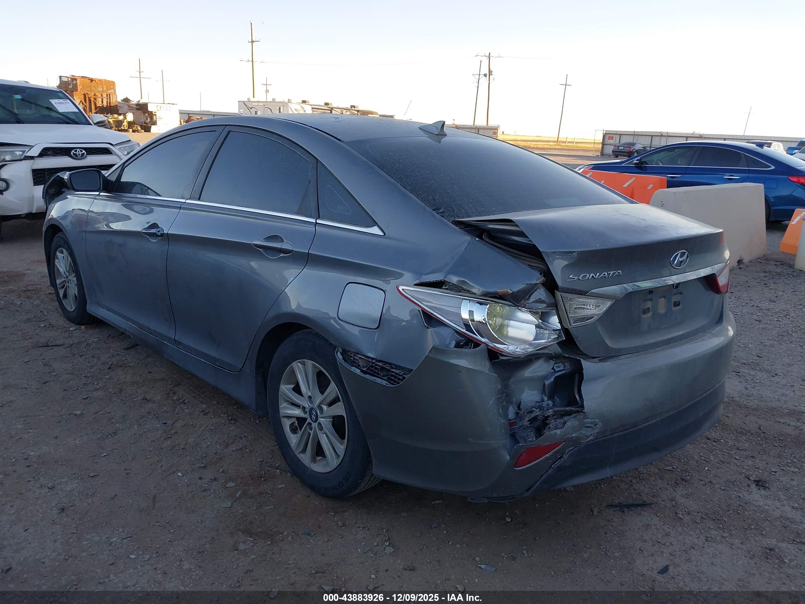 HYUNDAI SONATA image 3