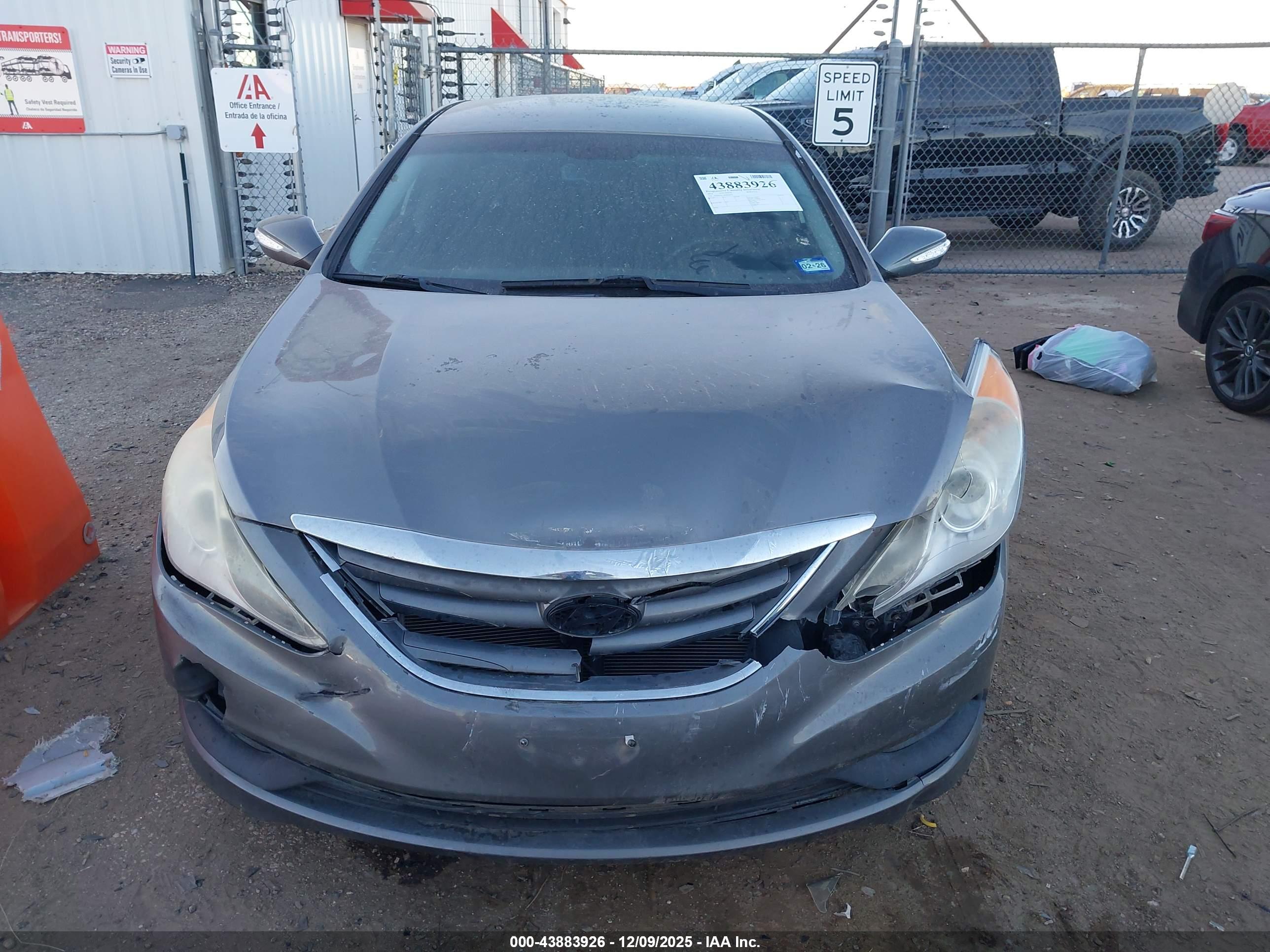 HYUNDAI SONATA image 6