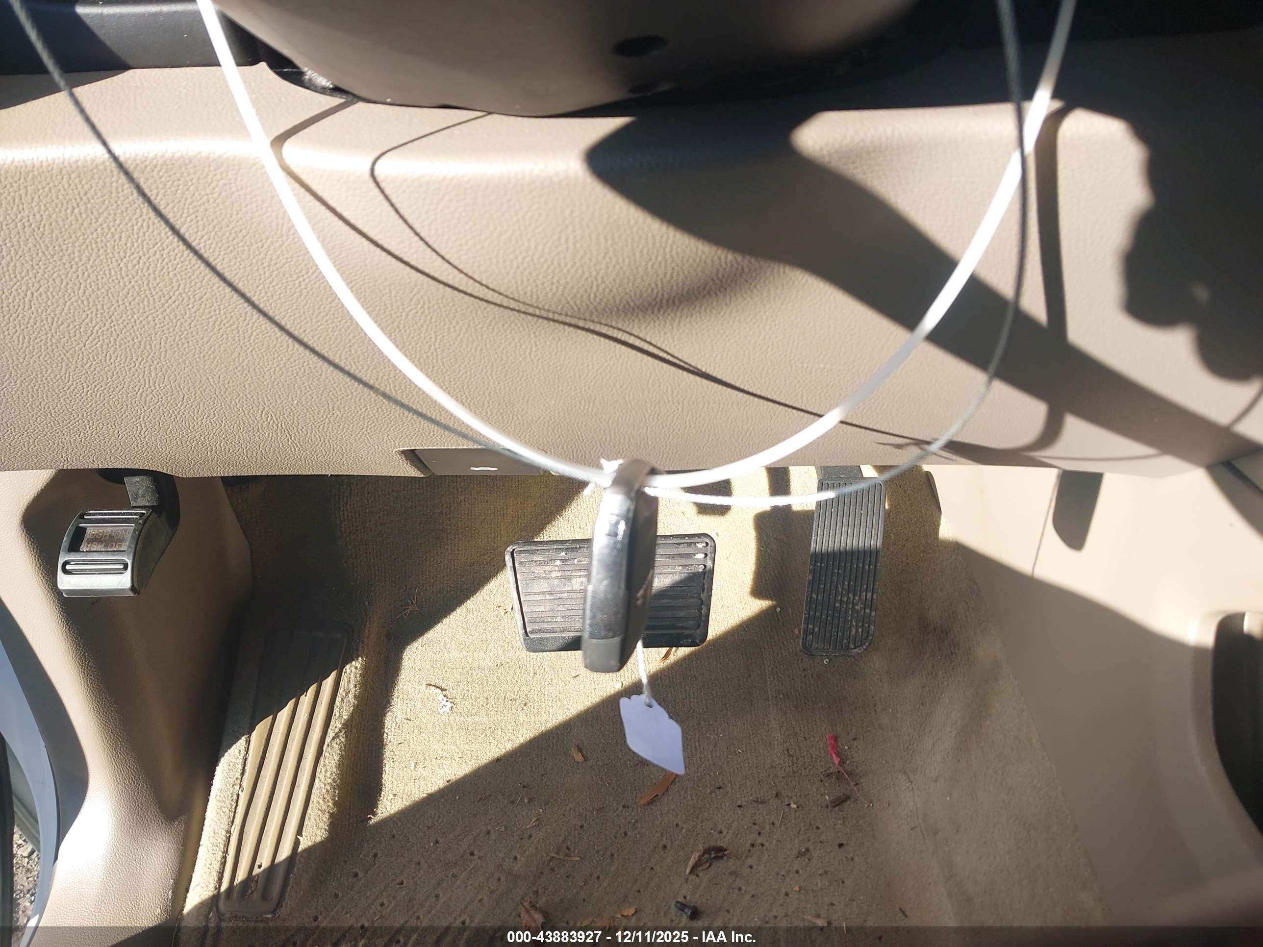 GMC YUKON image 11