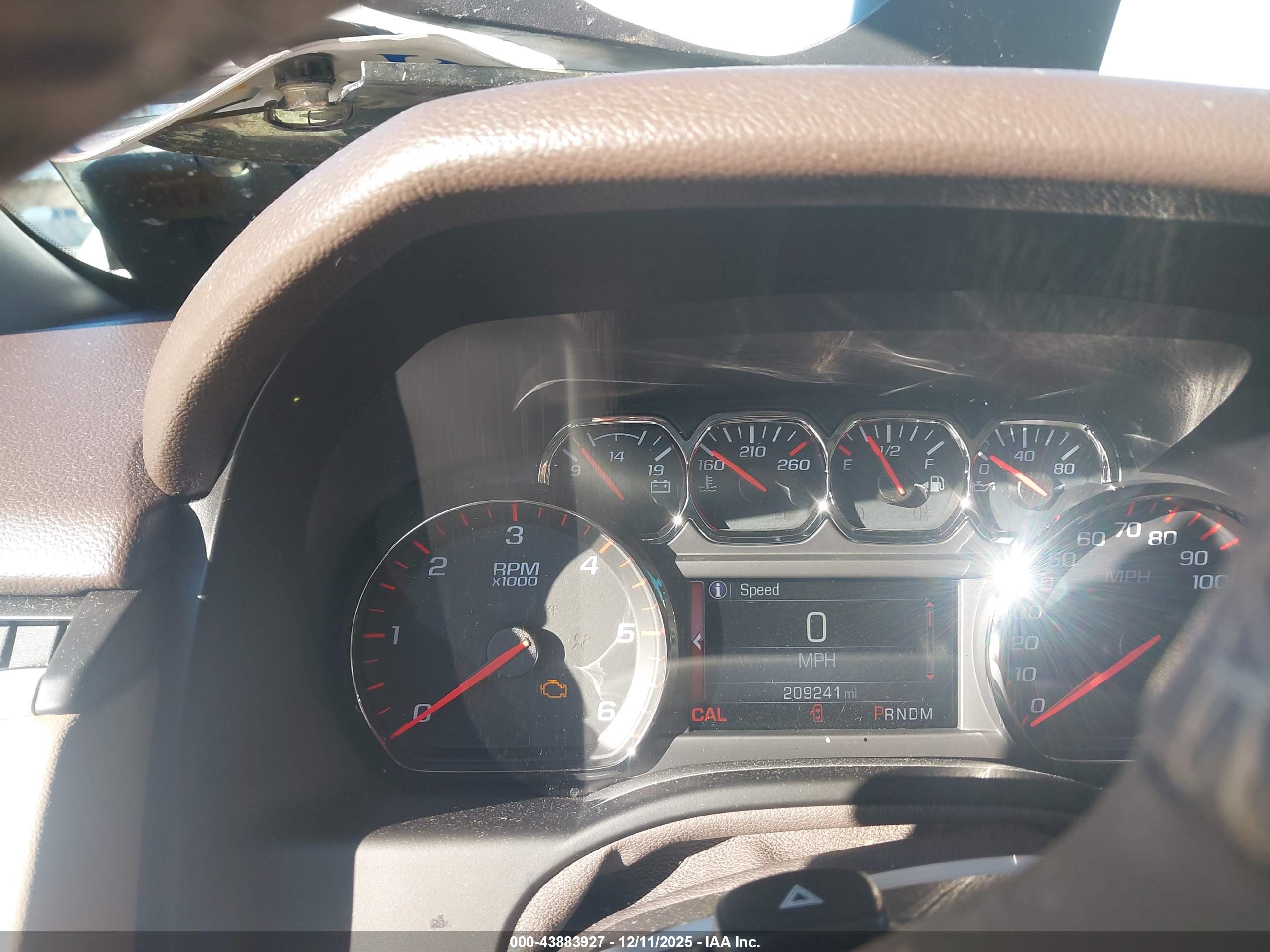 GMC YUKON image 7