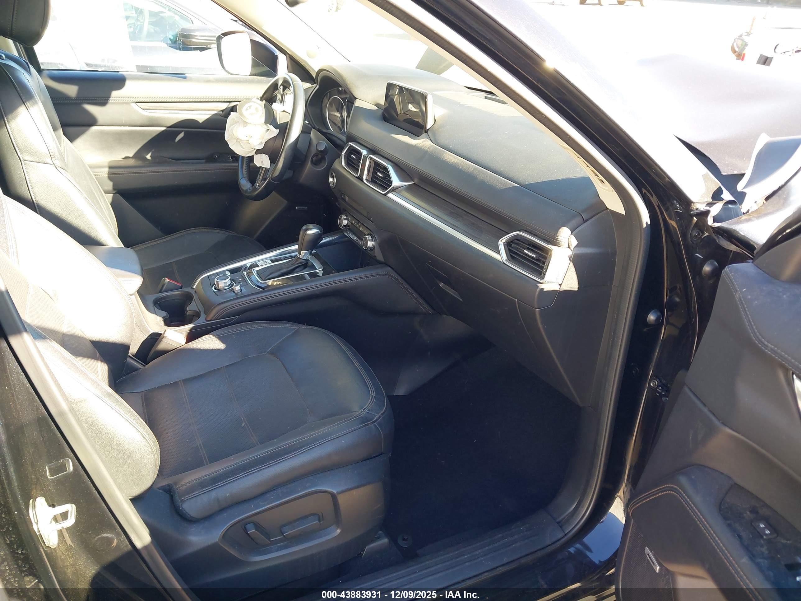 MAZDA CX-5 image 5