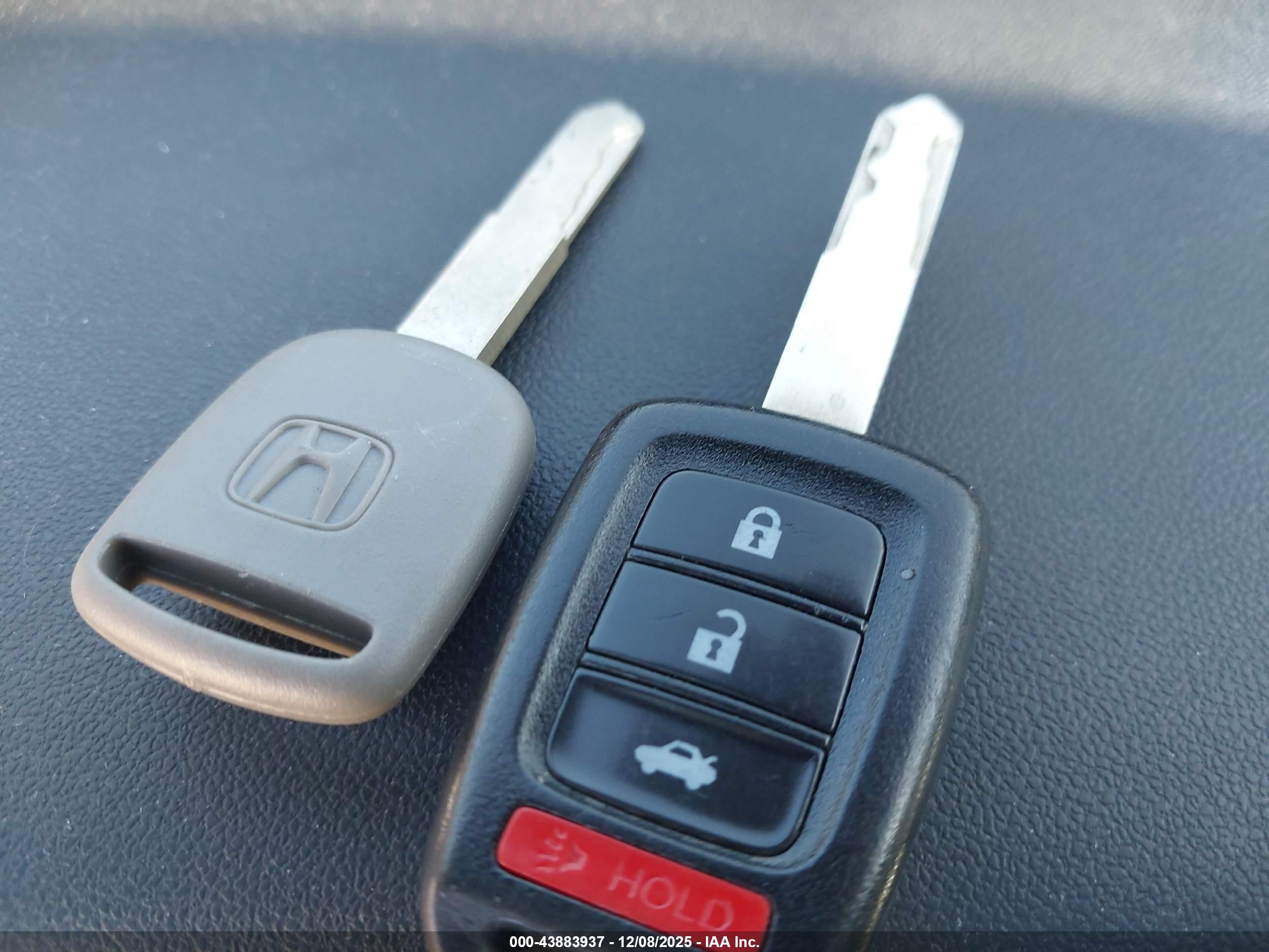 HONDA CIVIC image 11
