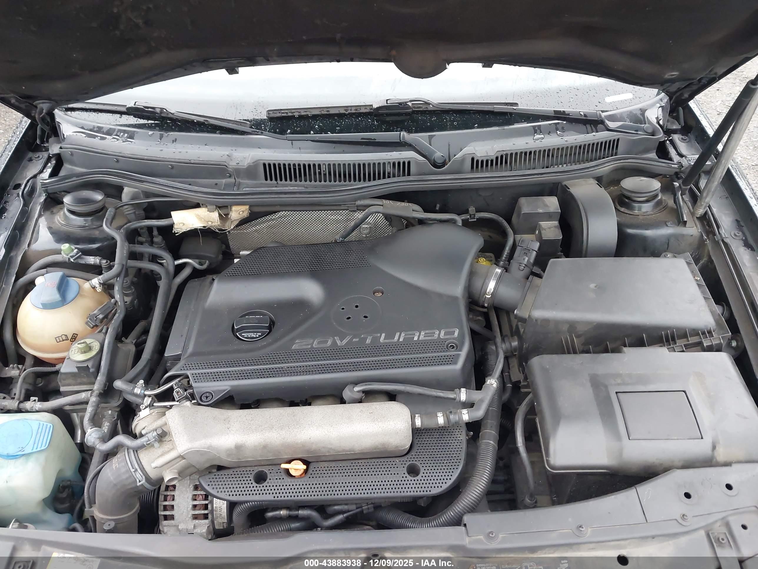 VOLKSWAGEN GTI image 10