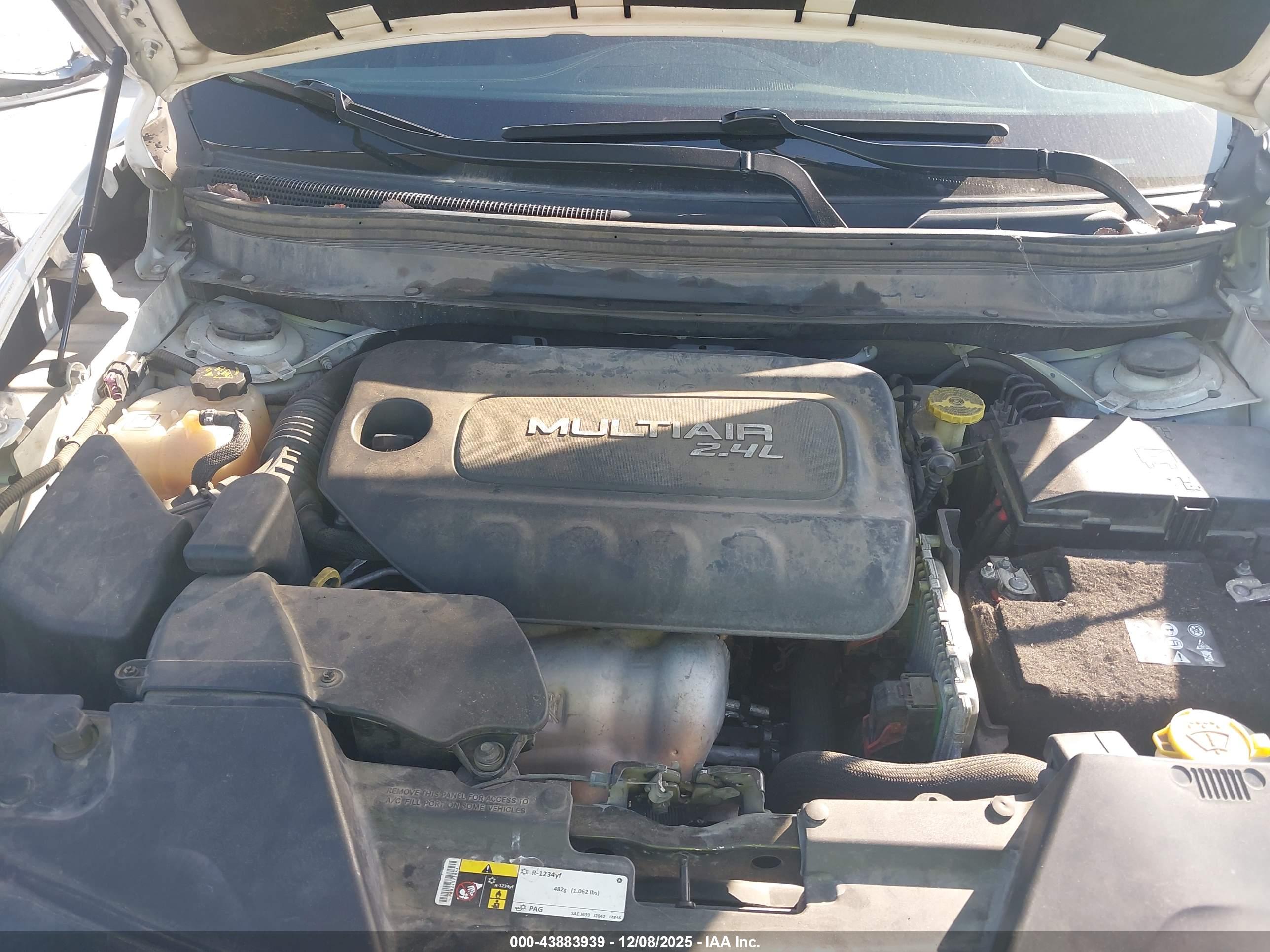 JEEP CHEROKEE image 10