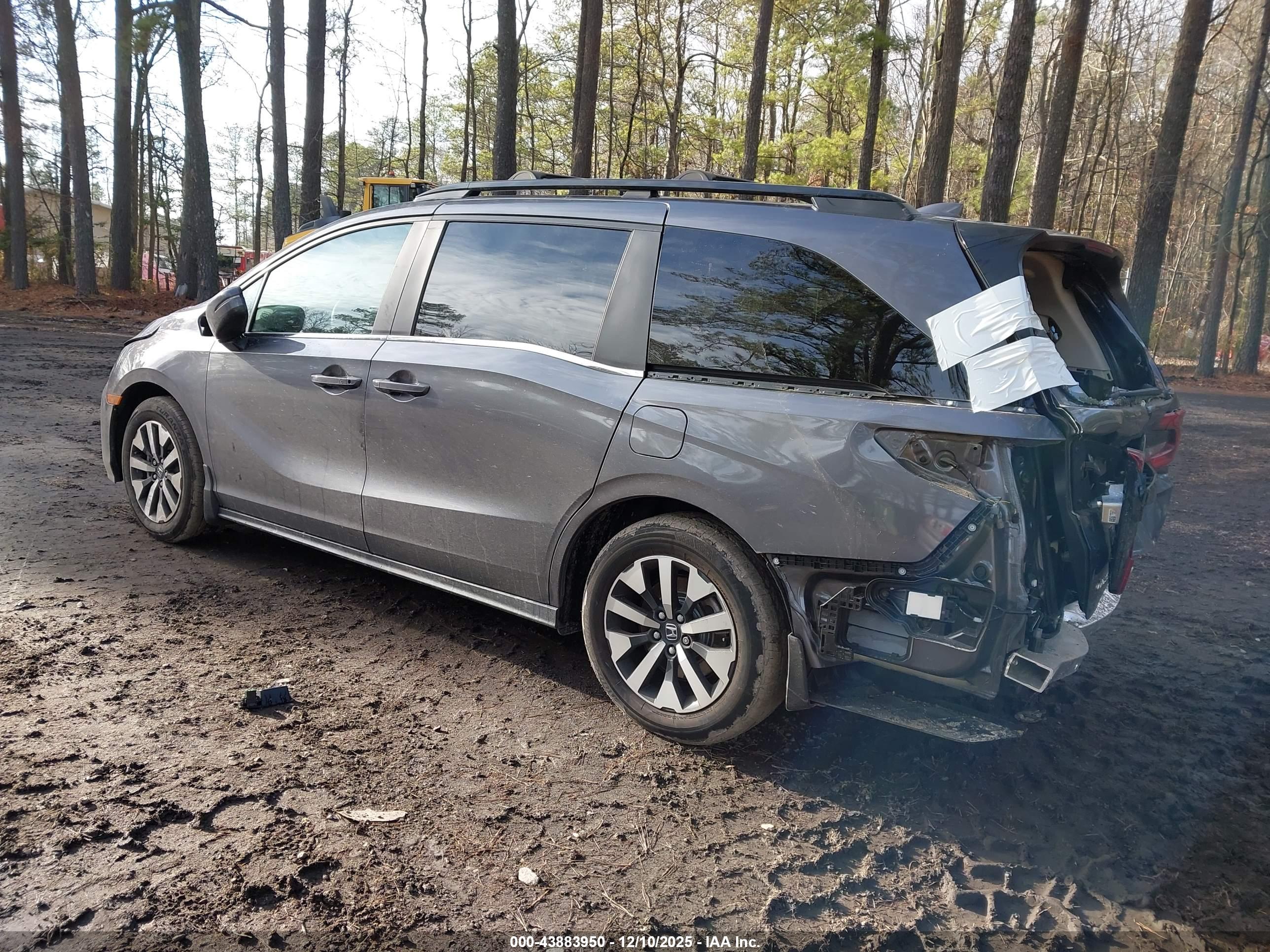 HONDA ODYSSEY image 3