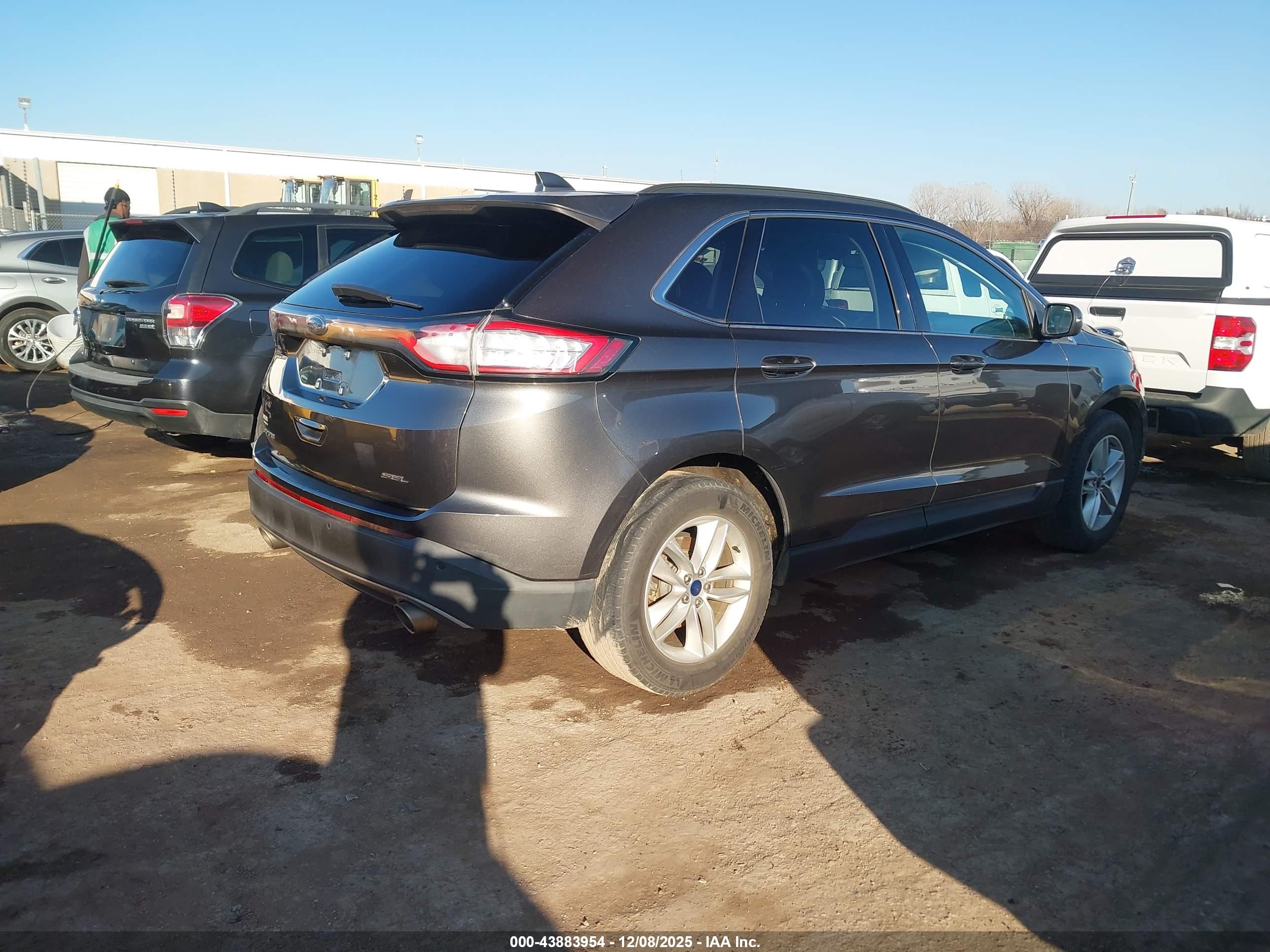 FORD EDGE image 4
