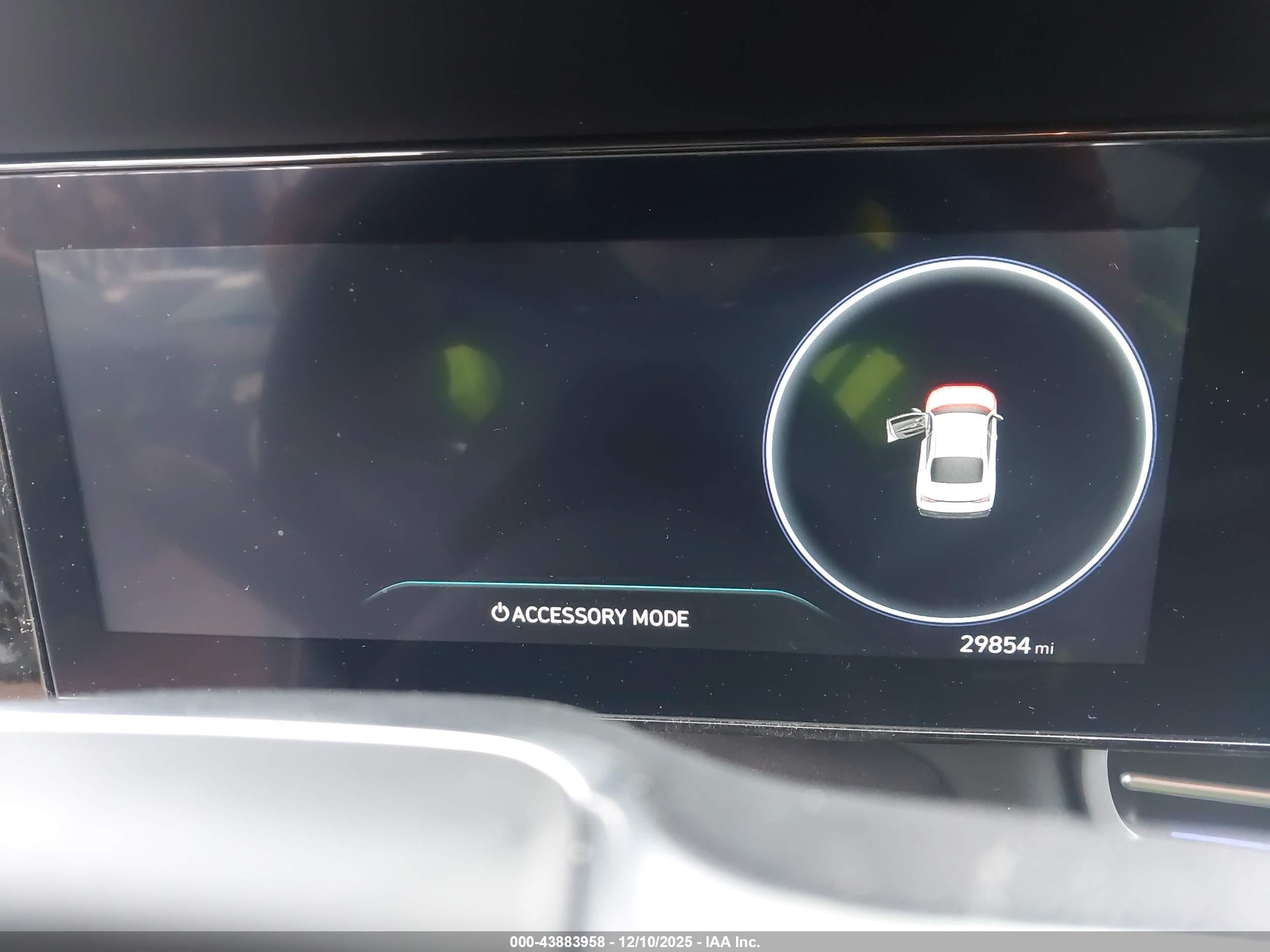 HYUNDAI ELANTRA image 7
