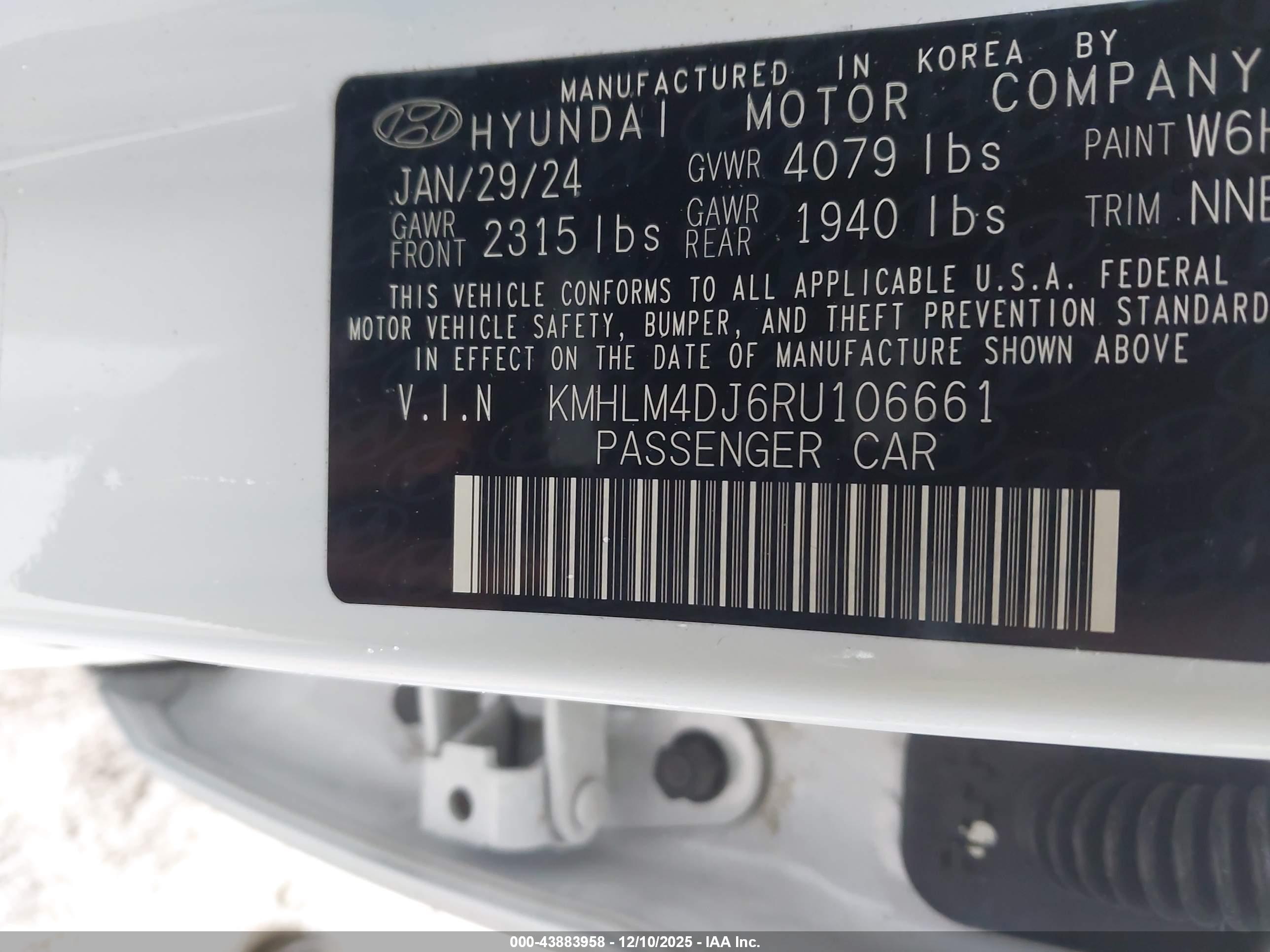 HYUNDAI ELANTRA image 9