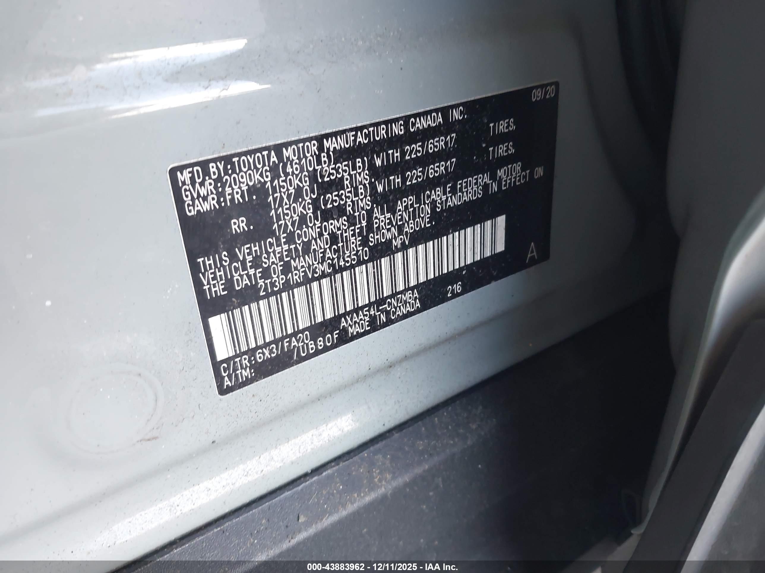 TOYOTA RAV4 image 9