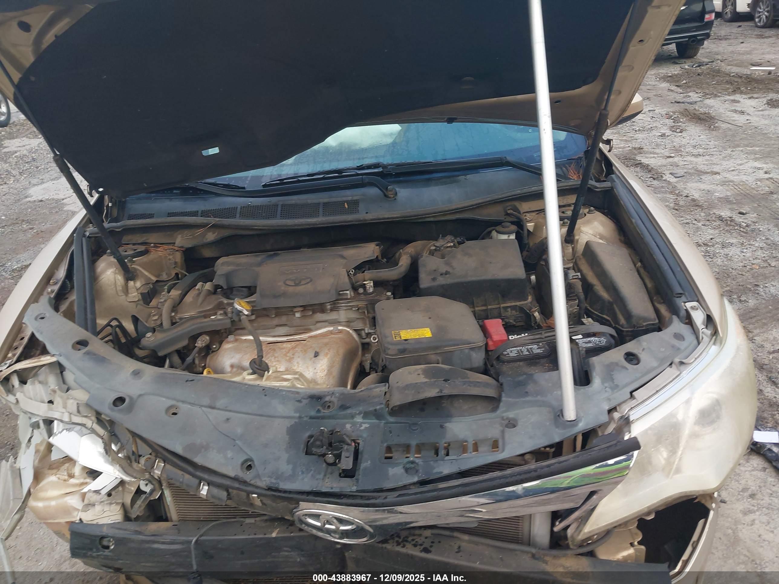 TOYOTA CAMRY image 10
