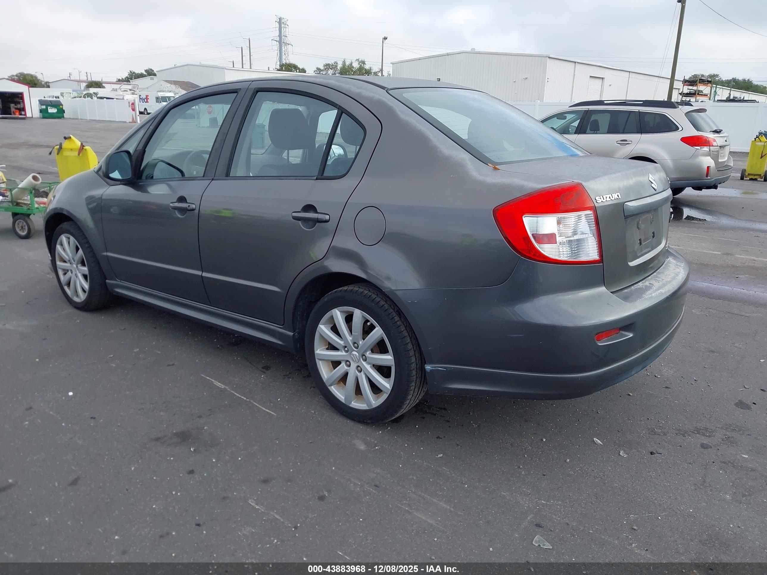 SUZUKI SX4 image 3