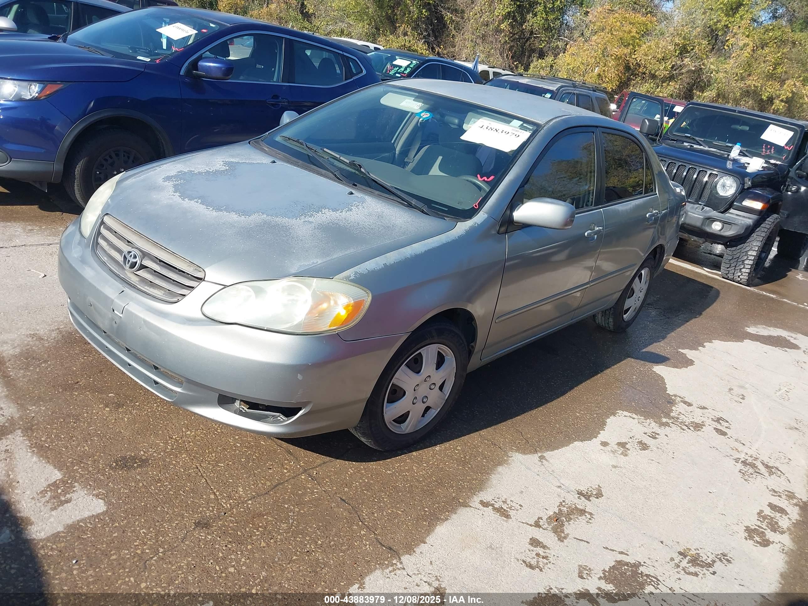 TOYOTA COROLLA image 2