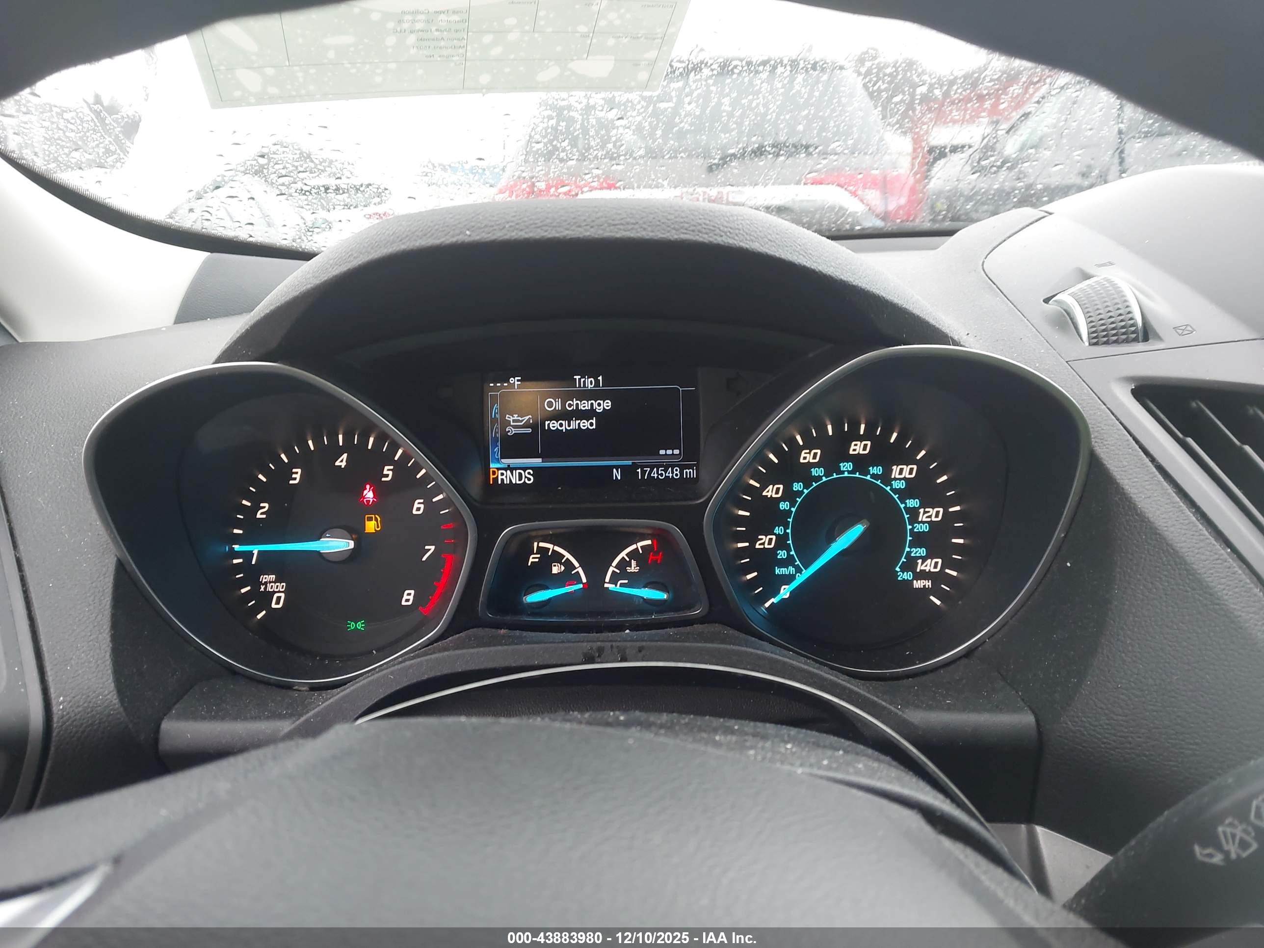 FORD ESCAPE image 7