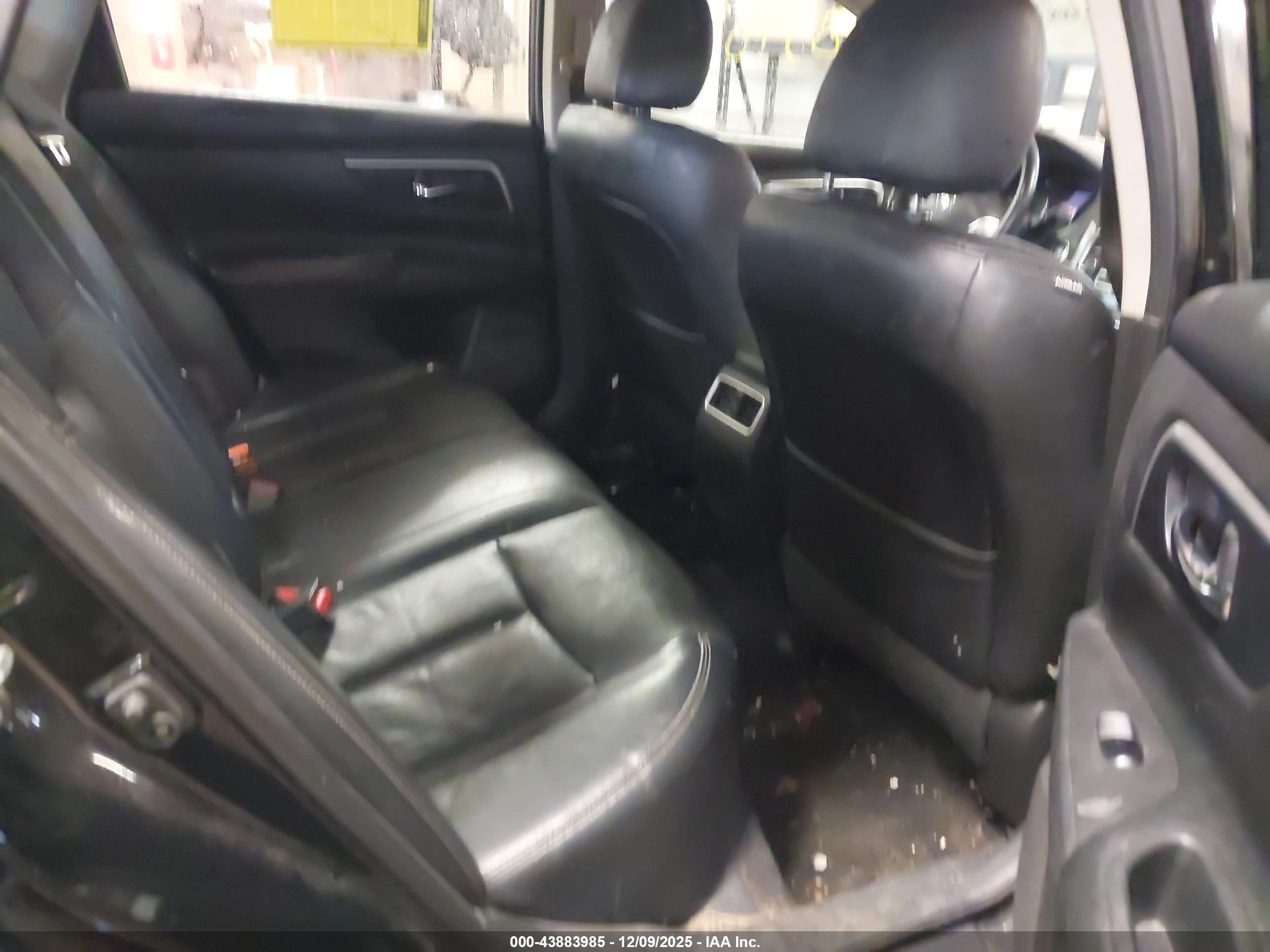 NISSAN ALTIMA image 8