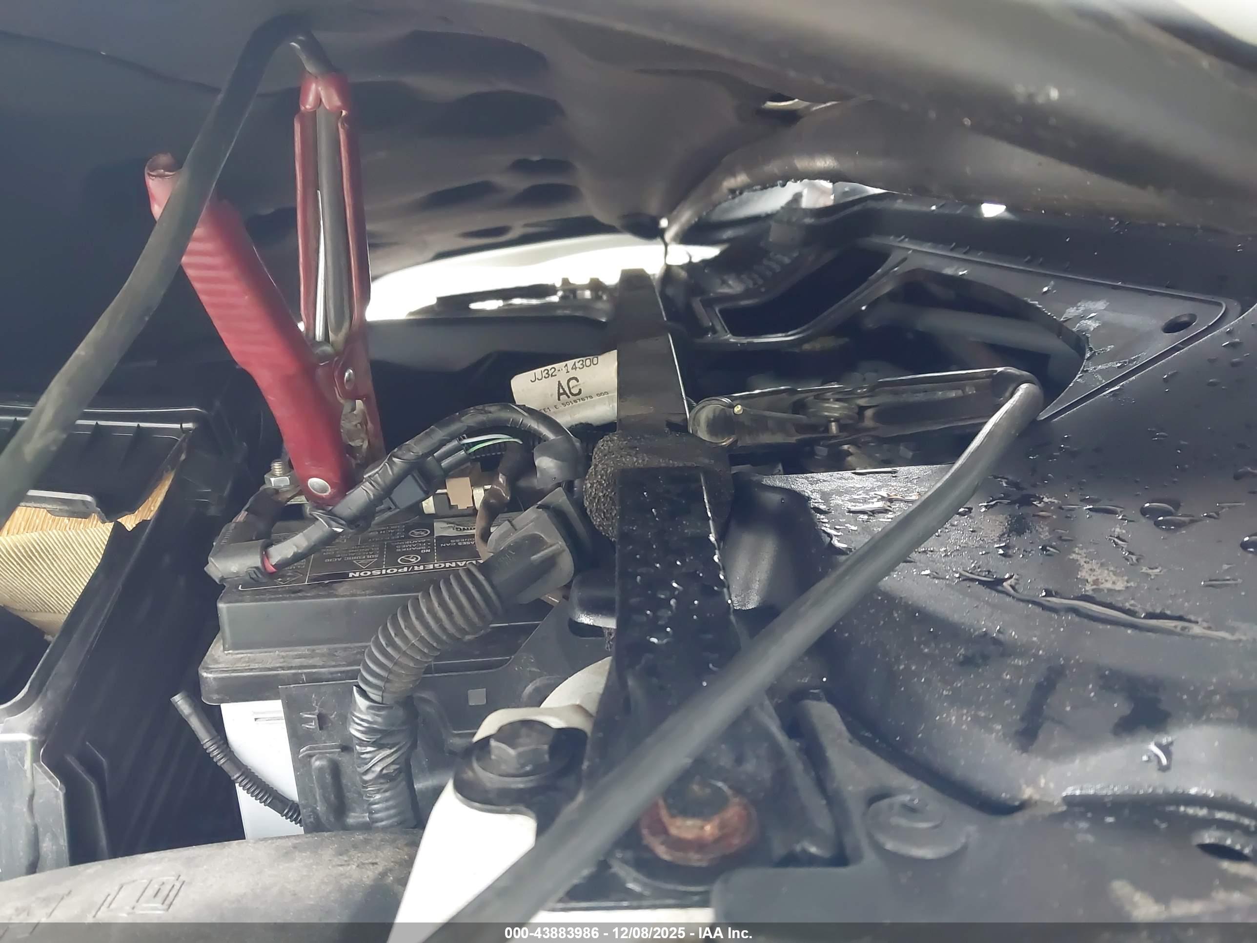 LAND ROVER image 10
