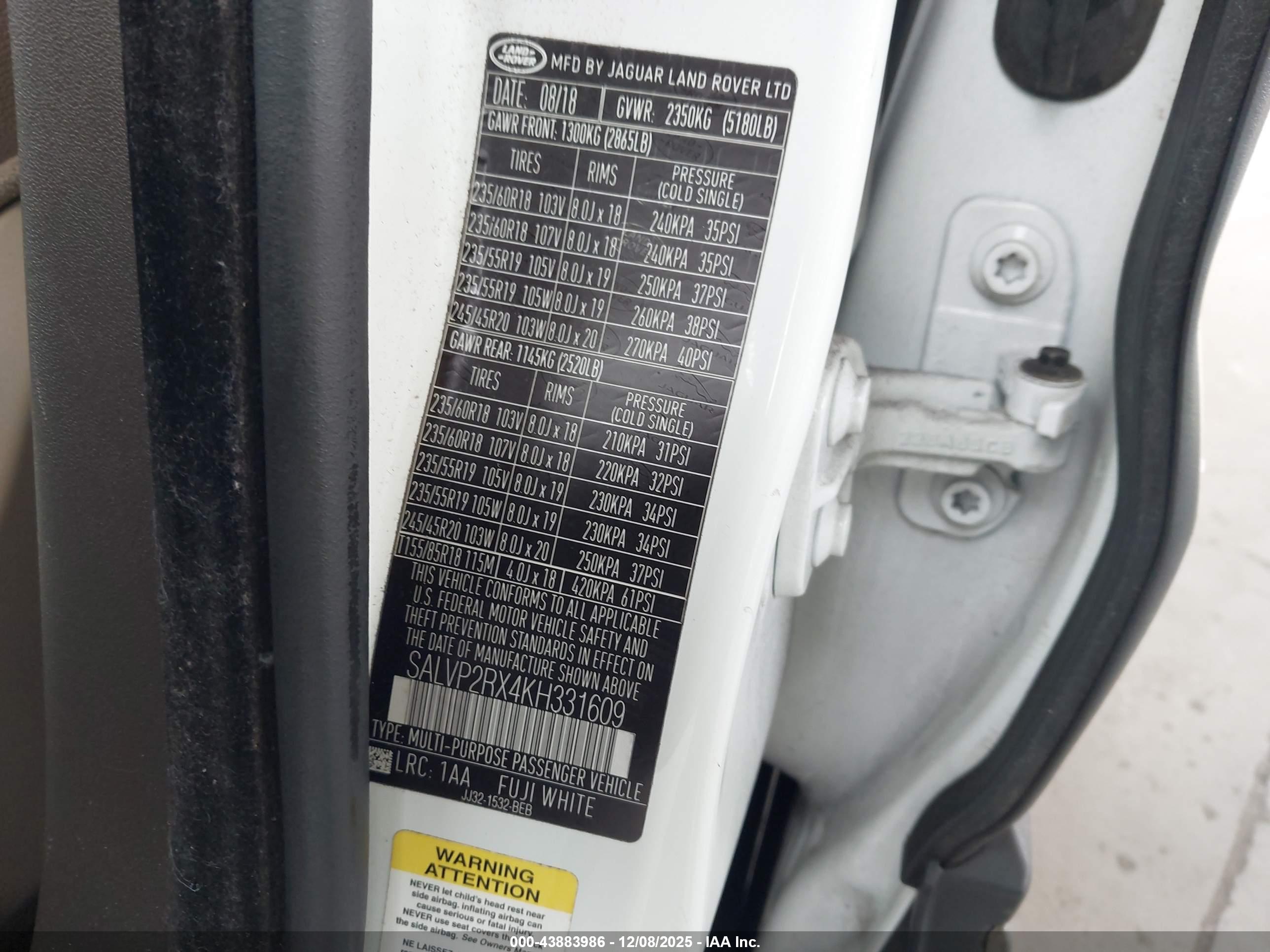 LAND ROVER image 9