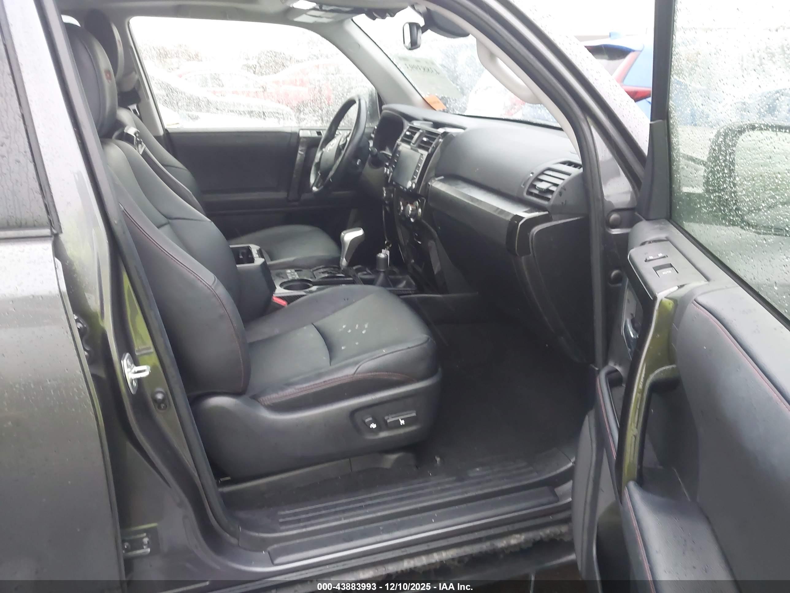 TOYOTA 4RUNNER image 5