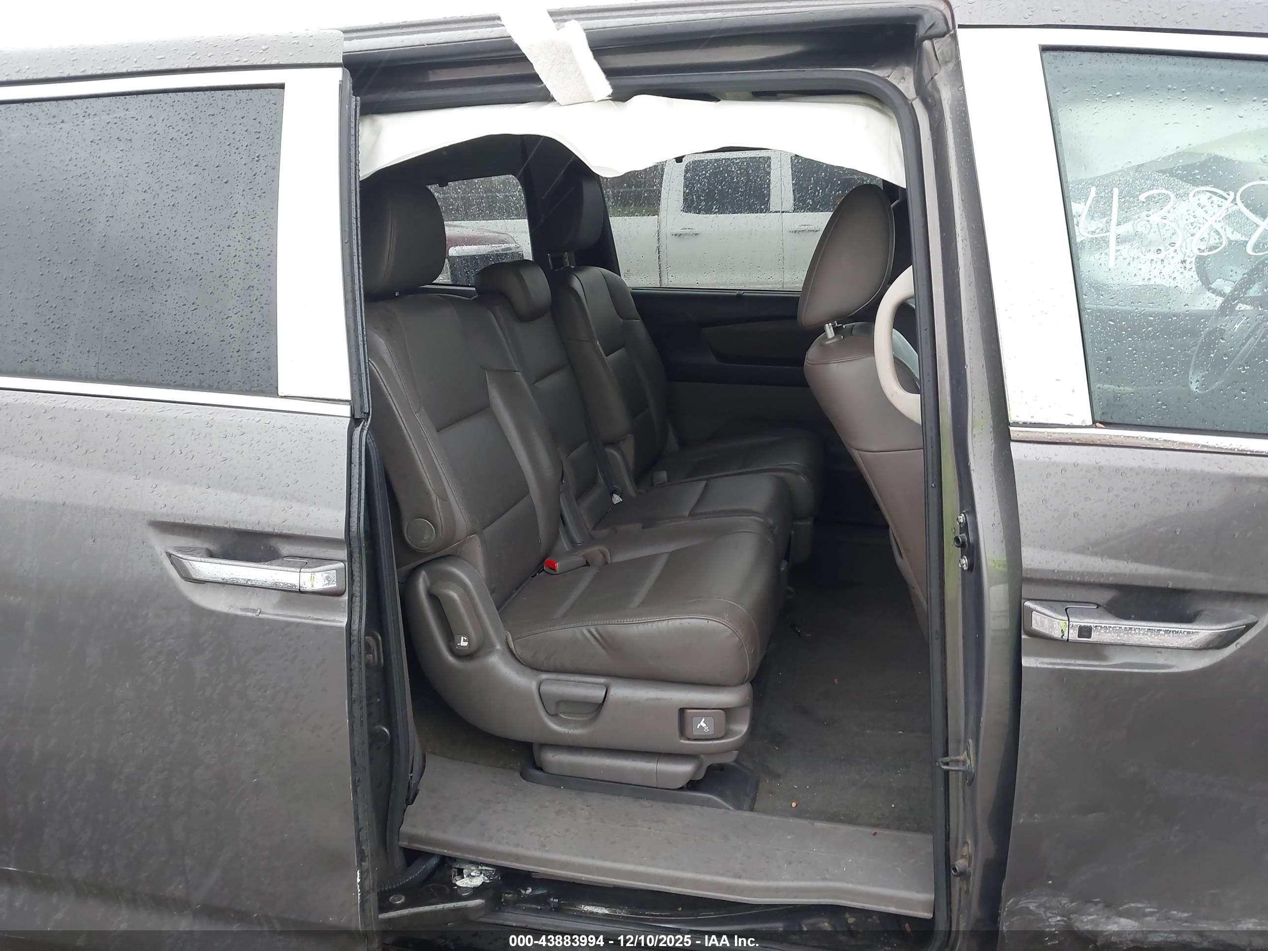 HONDA ODYSSEY image 8