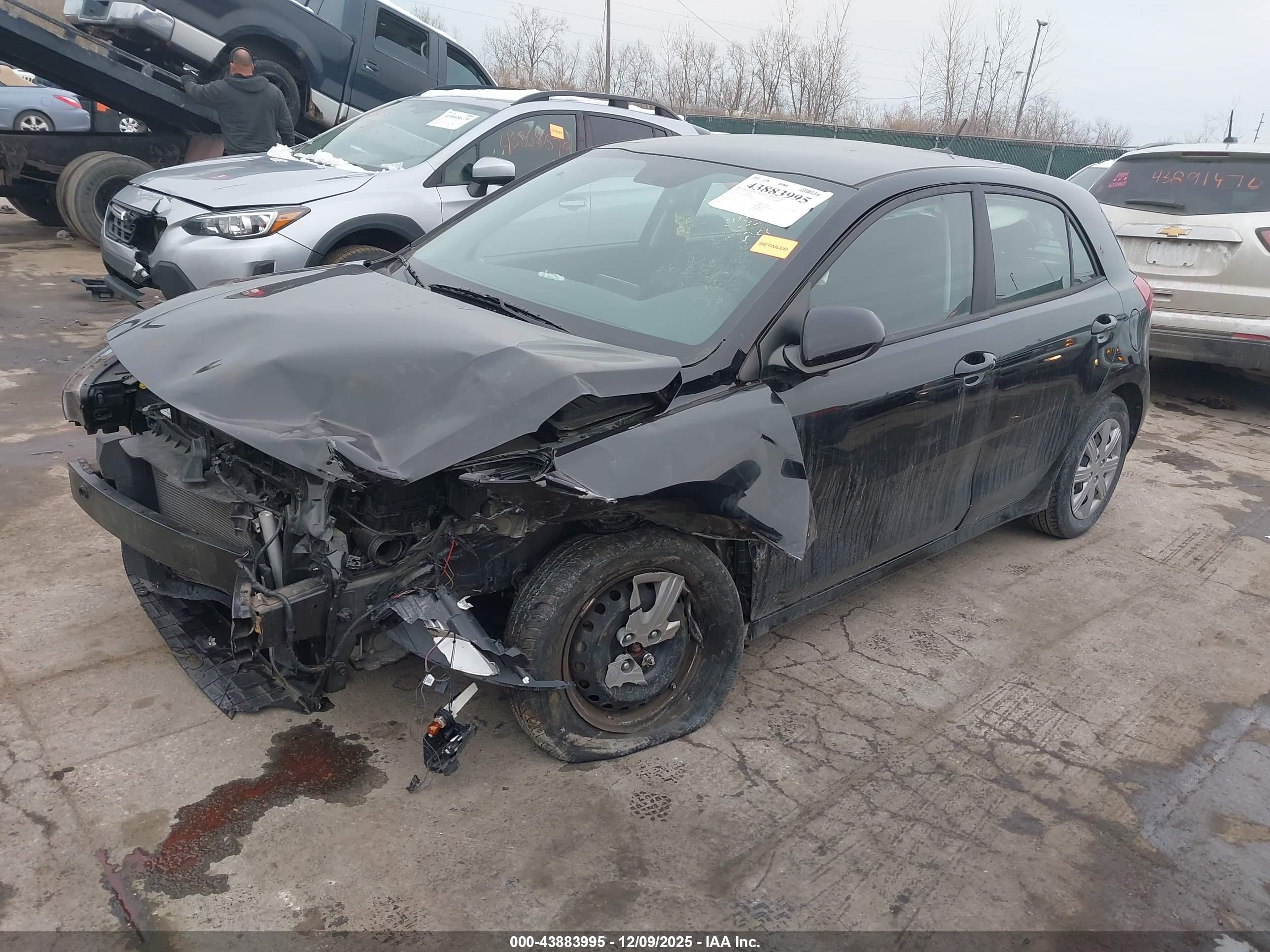 KIA RIO image 2