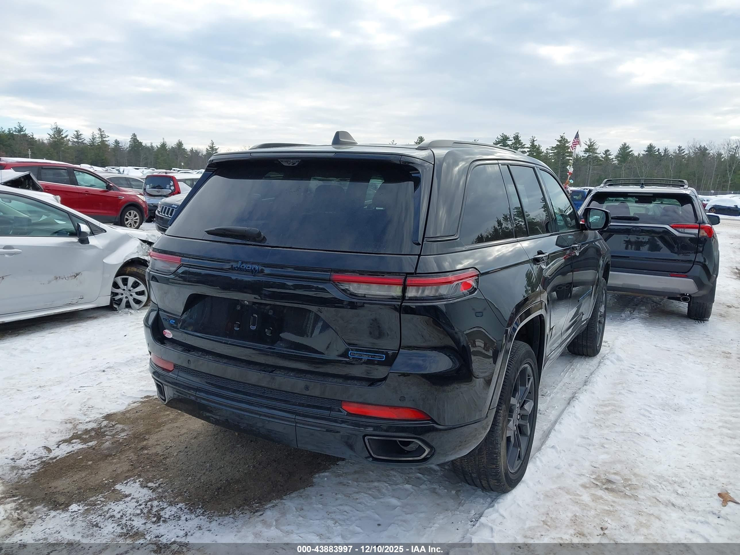 JEEP GRAND image 4