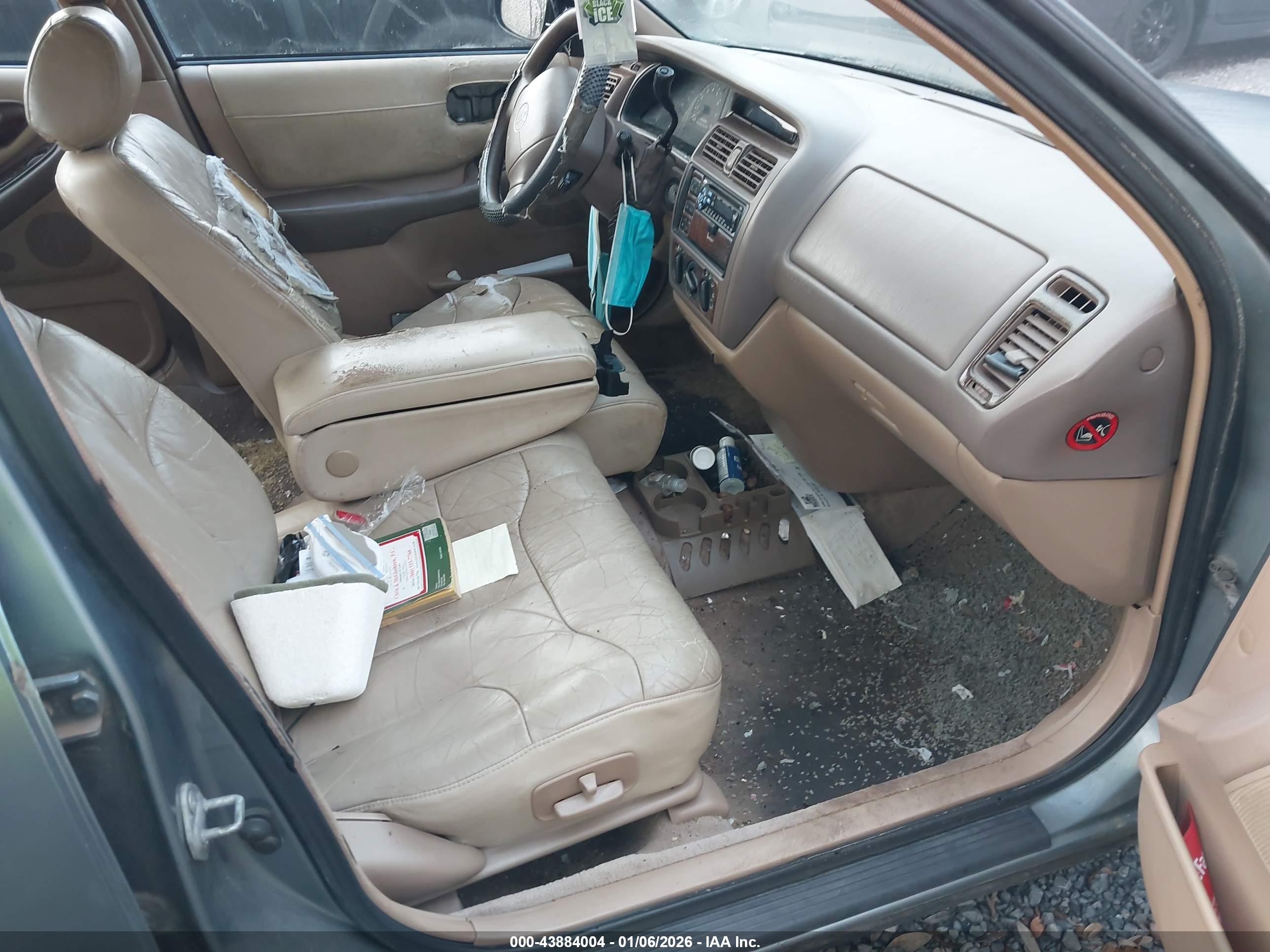 TOYOTA AVALON image 5