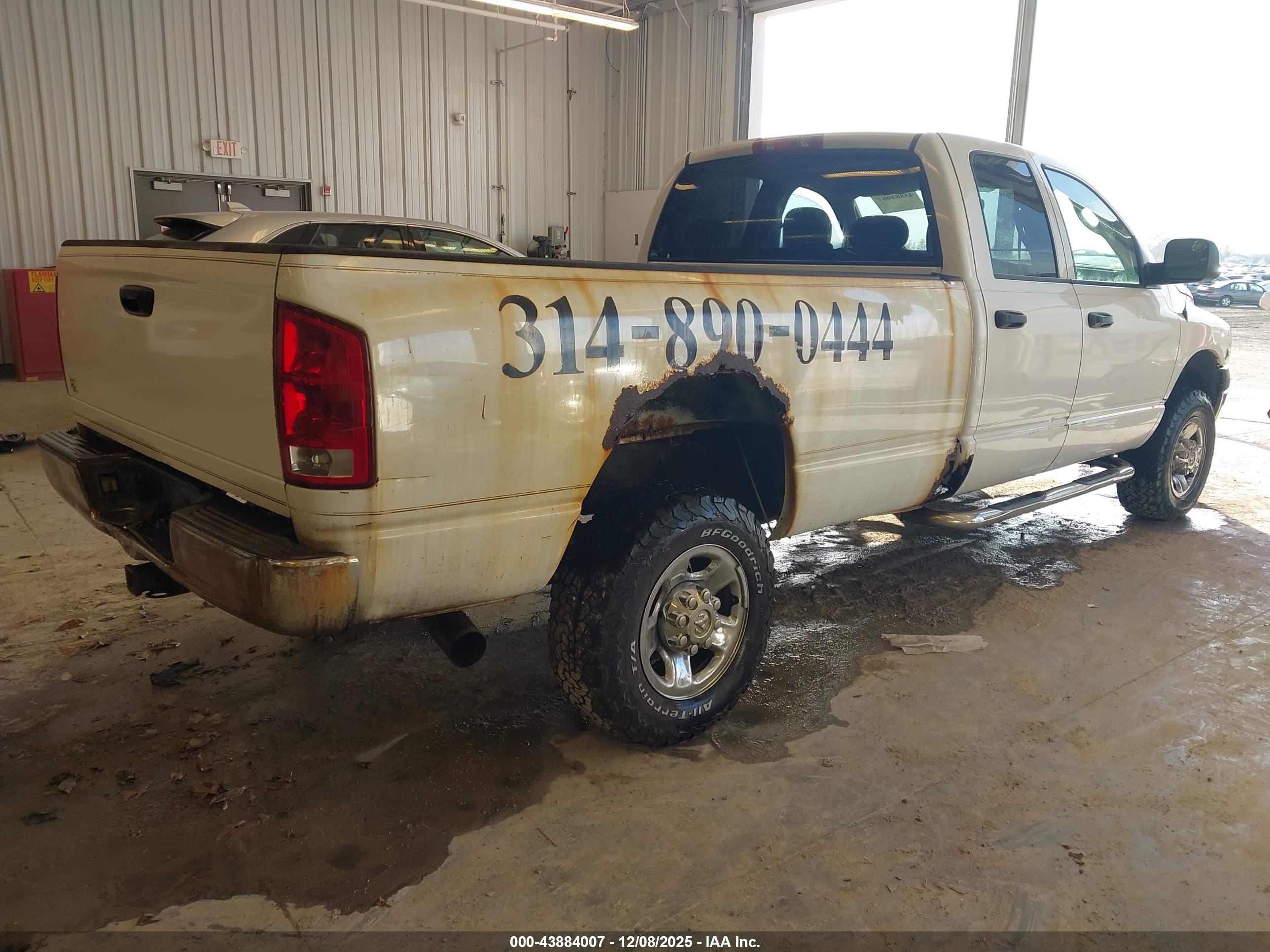 DODGE RAM image 4