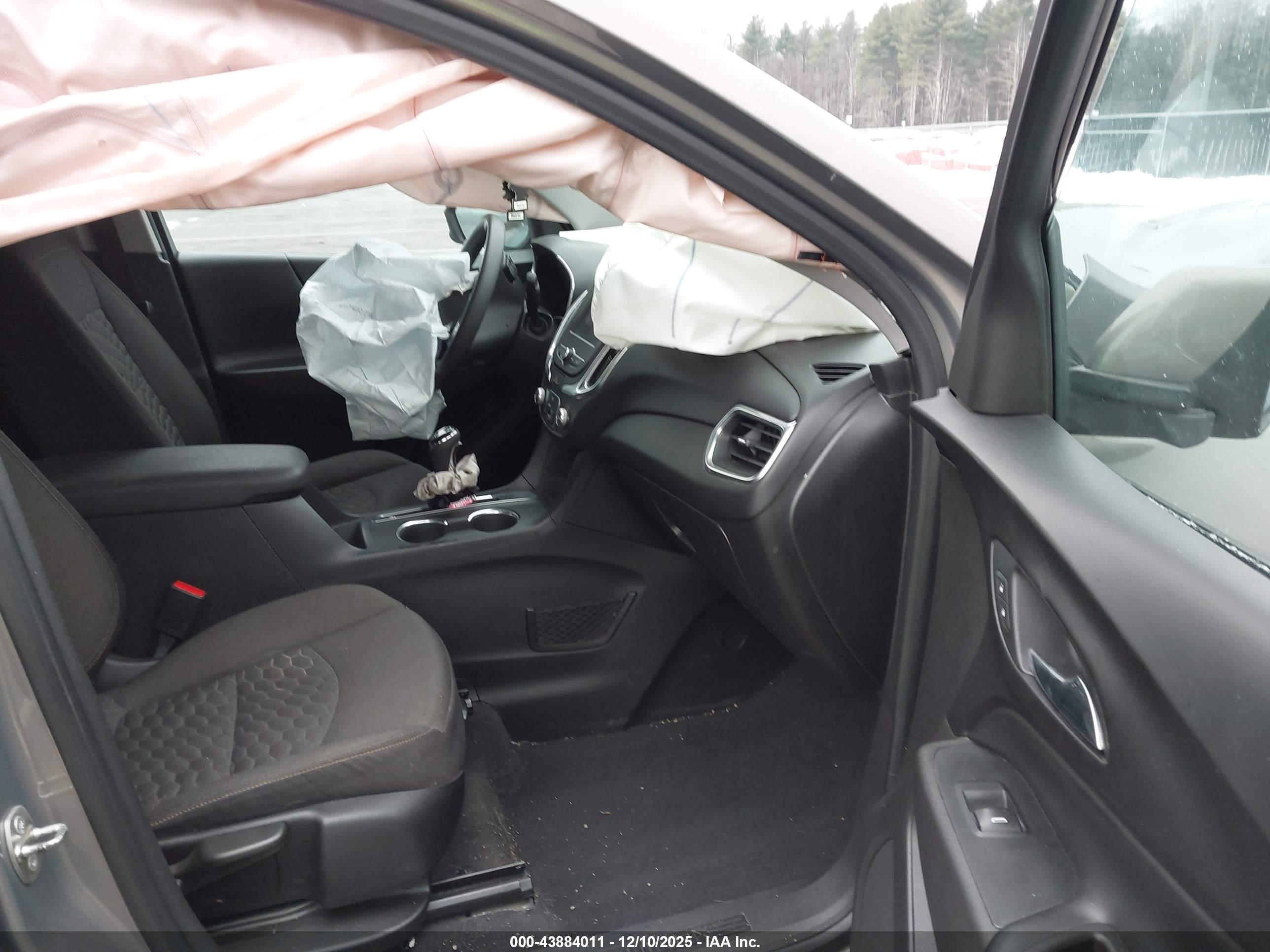 CHEVROLET EQUINOX image 5