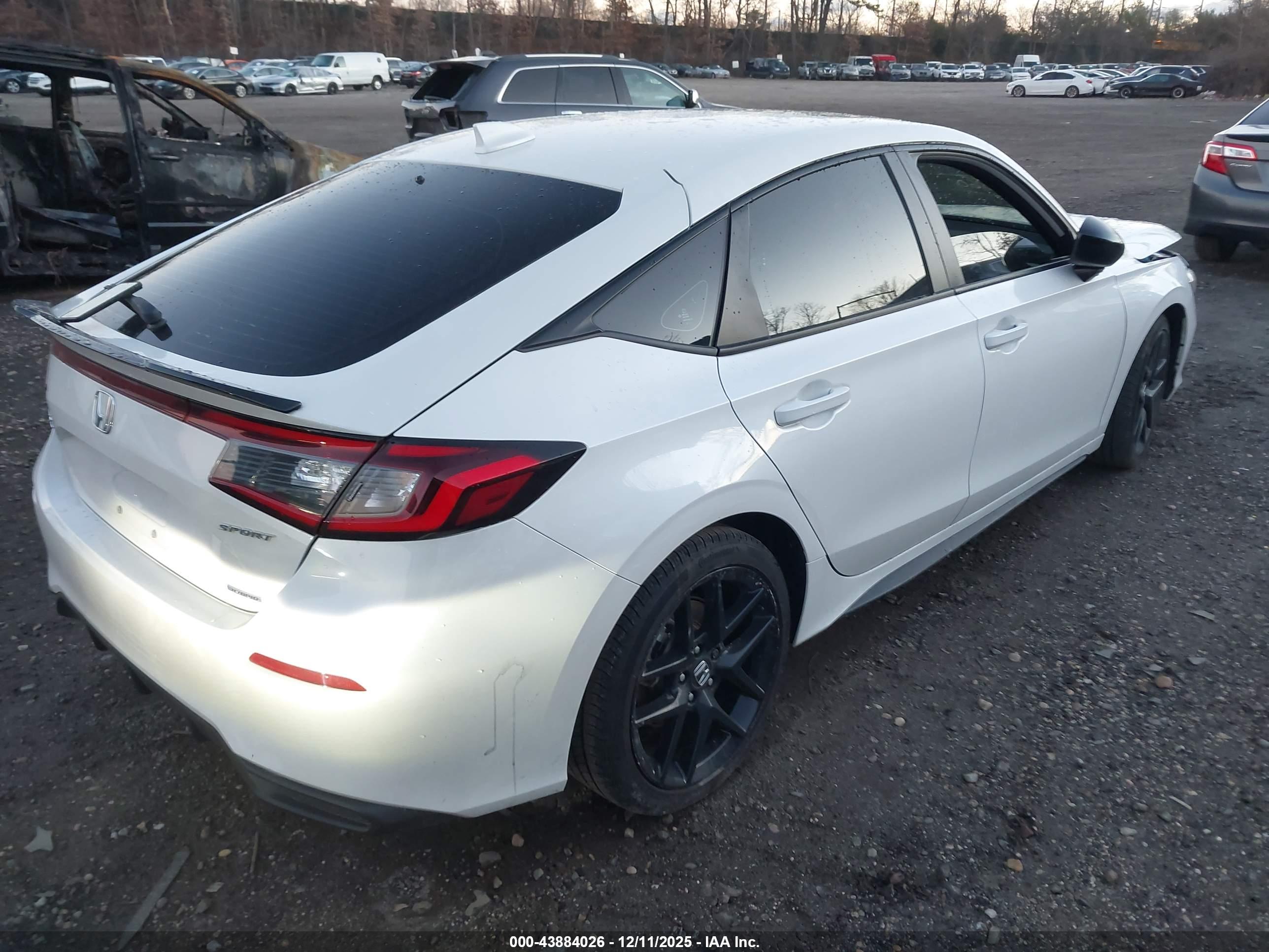 HONDA CIVIC image 4