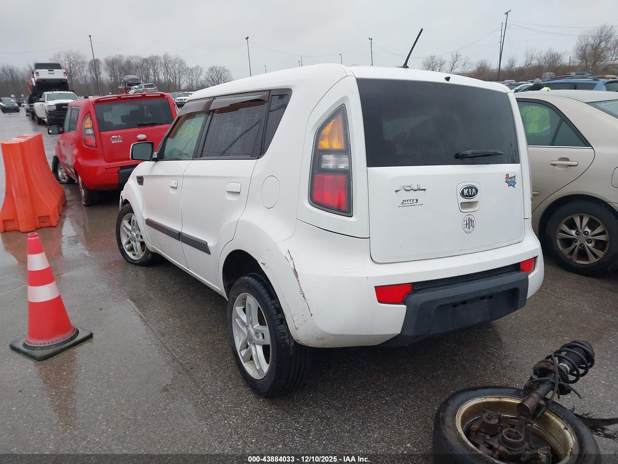 KIA SOUL image 3