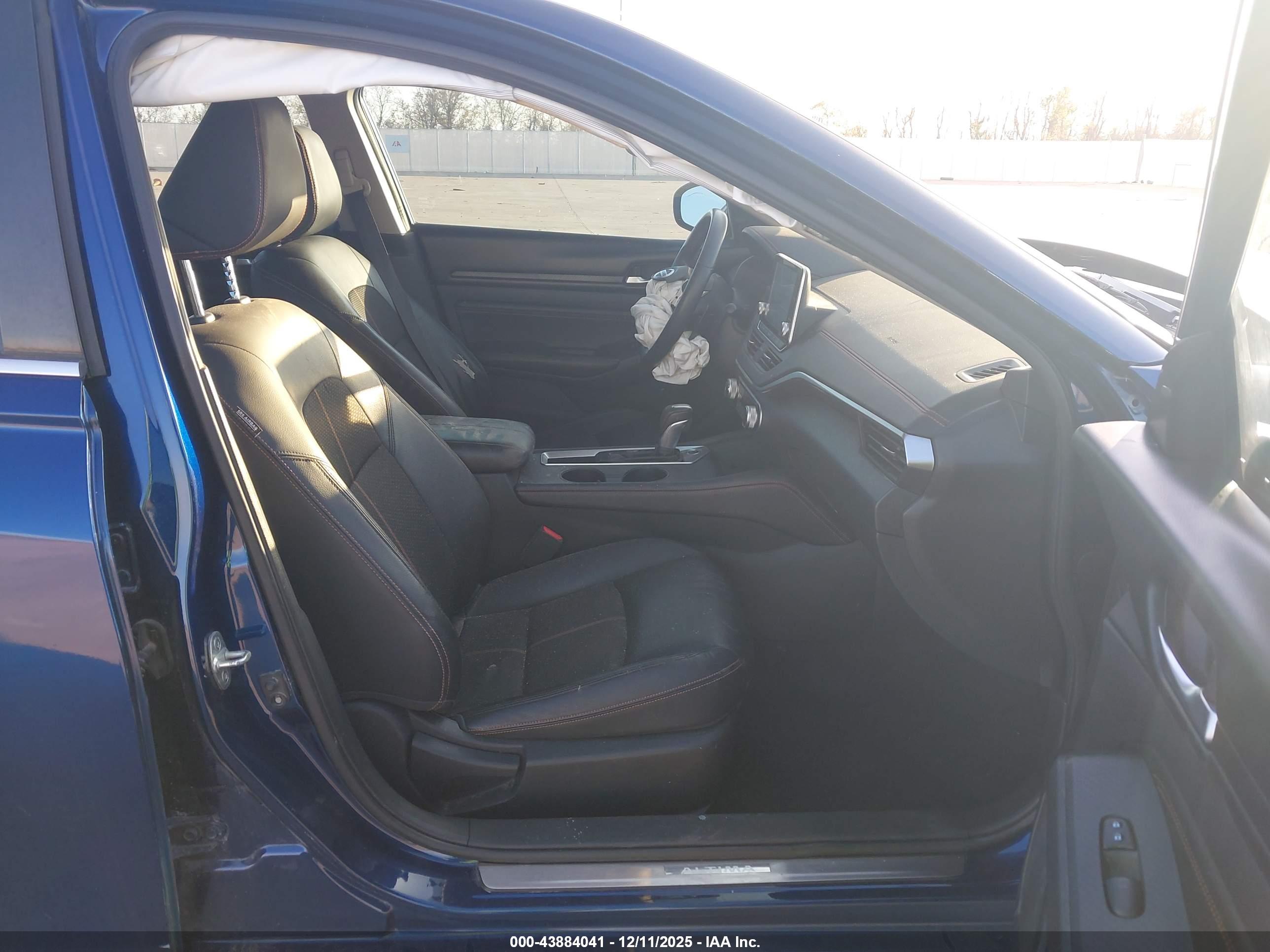 NISSAN ALTIMA image 5