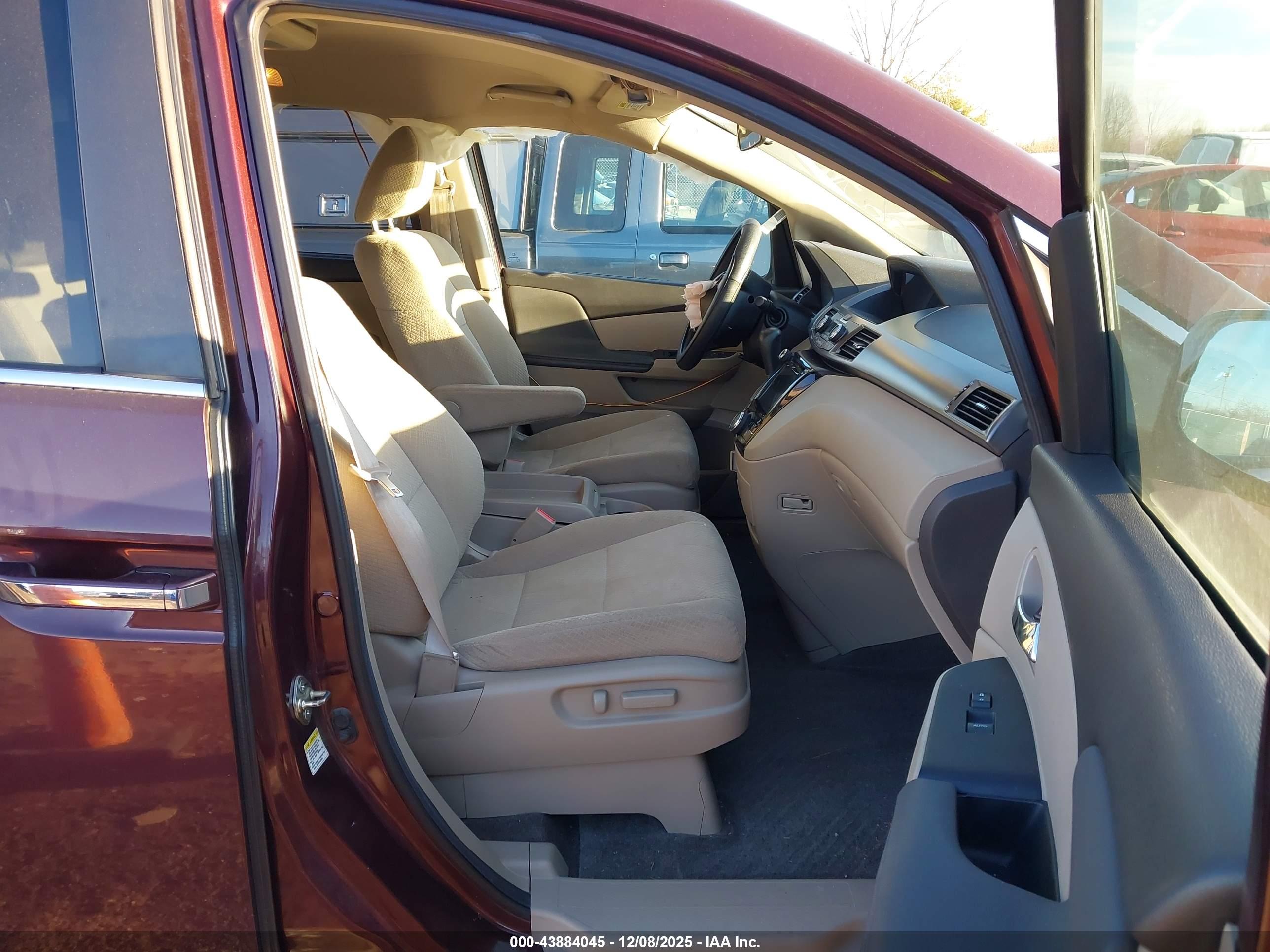 HONDA ODYSSEY image 5