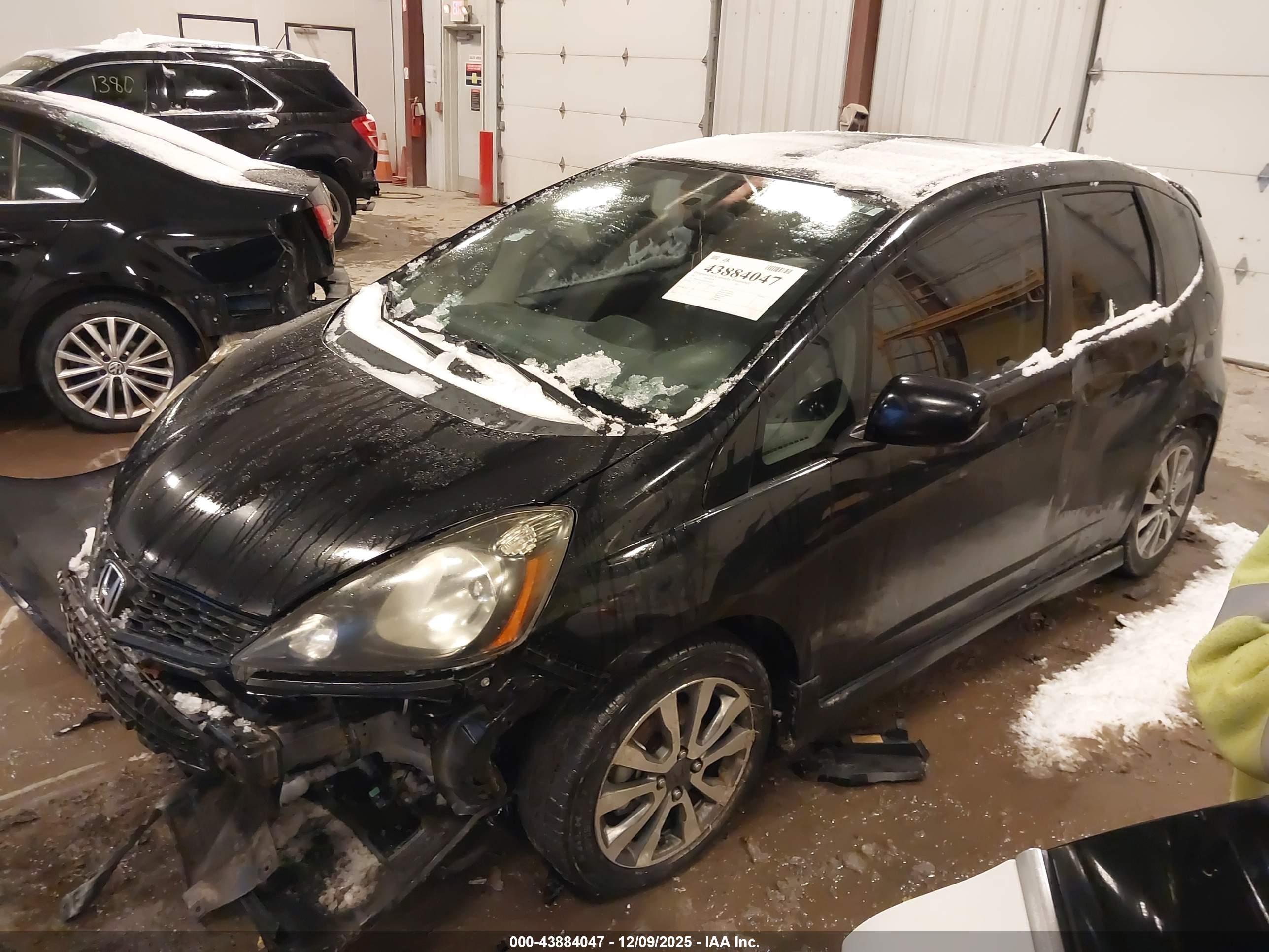 HONDA FIT image 2