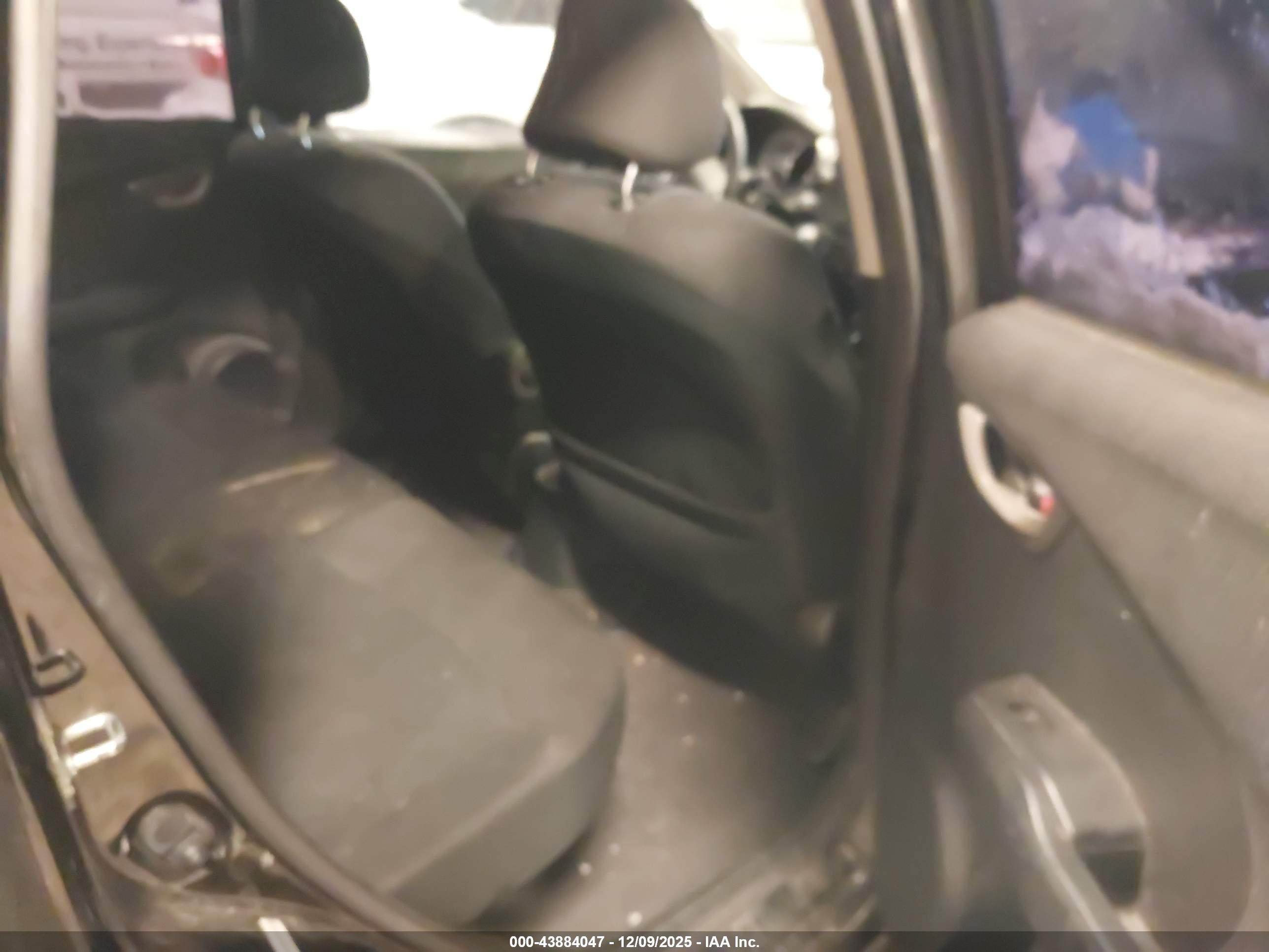 HONDA FIT image 8